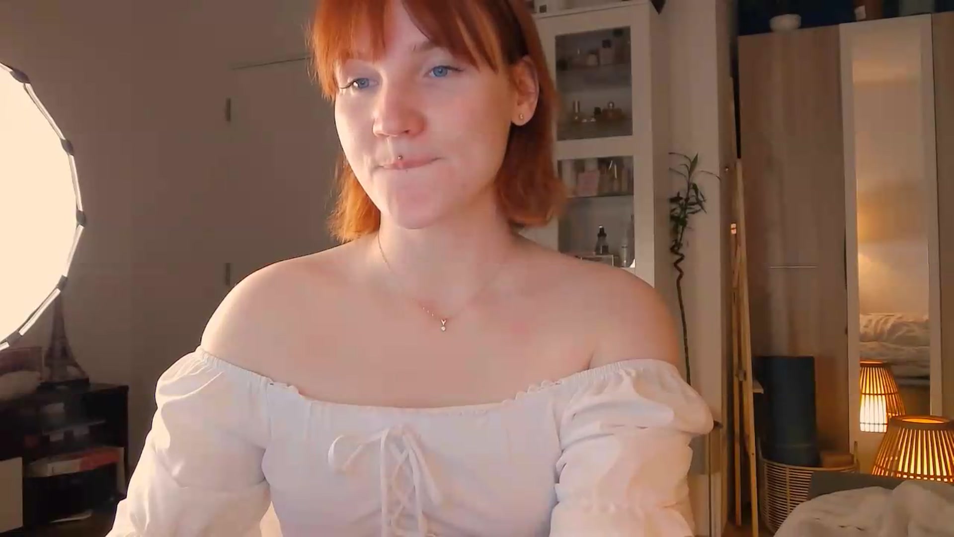 Gallery image thumbnail from ViTheGoddess's myfreecams stream on, 06/21/2026, 17:44 image 6 of 20