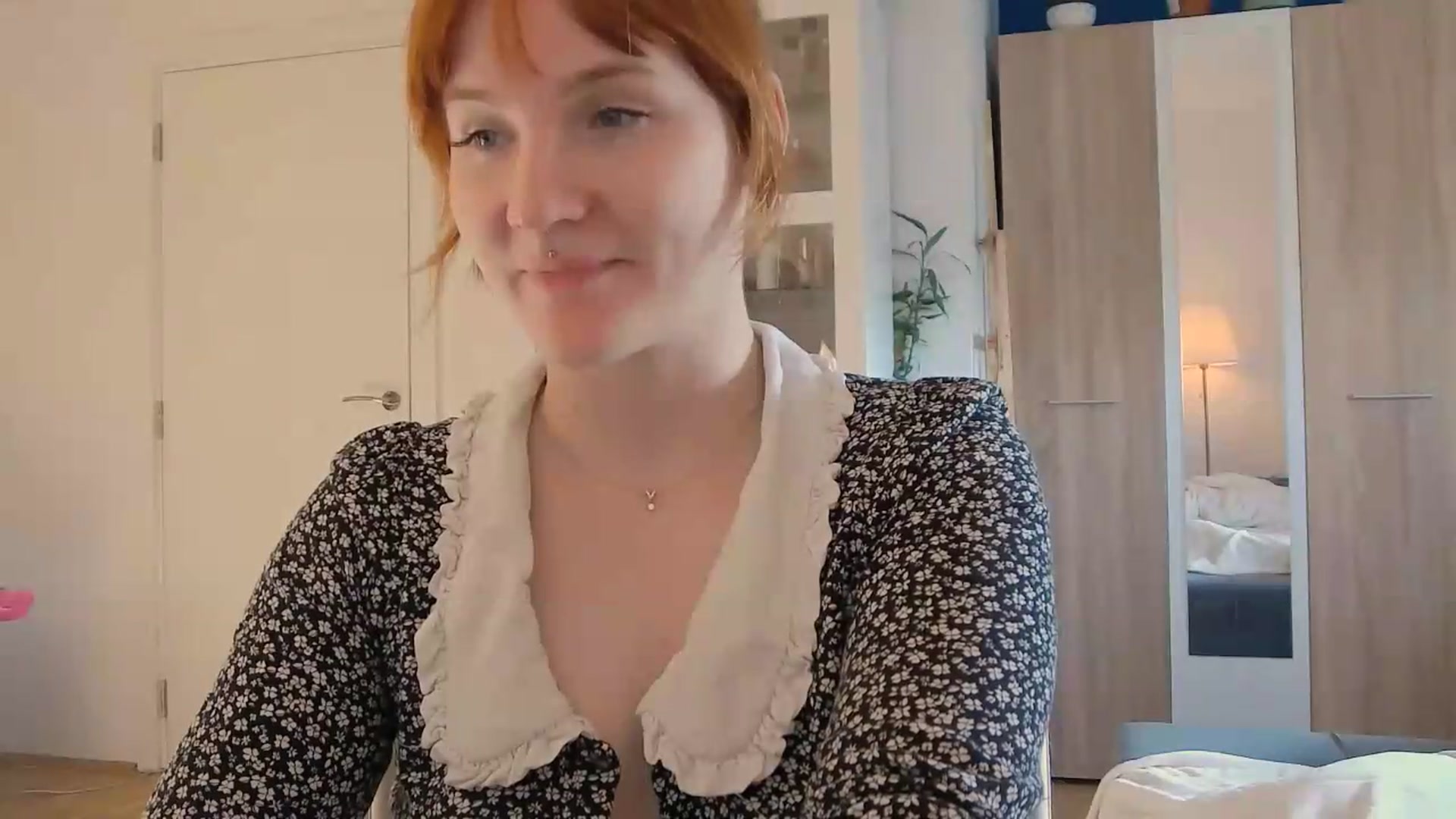 Gallery image thumbnail from ViTheGoddess's myfreecams stream on, 06/26/2026, 16:51 image 18 of 20