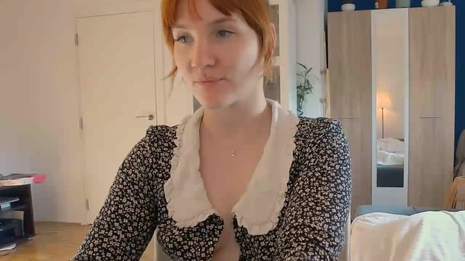 Gallery image thumbnail from ViTheGoddess's myfreecams stream on, 06/26/2026, 17:11 image 6 of 20