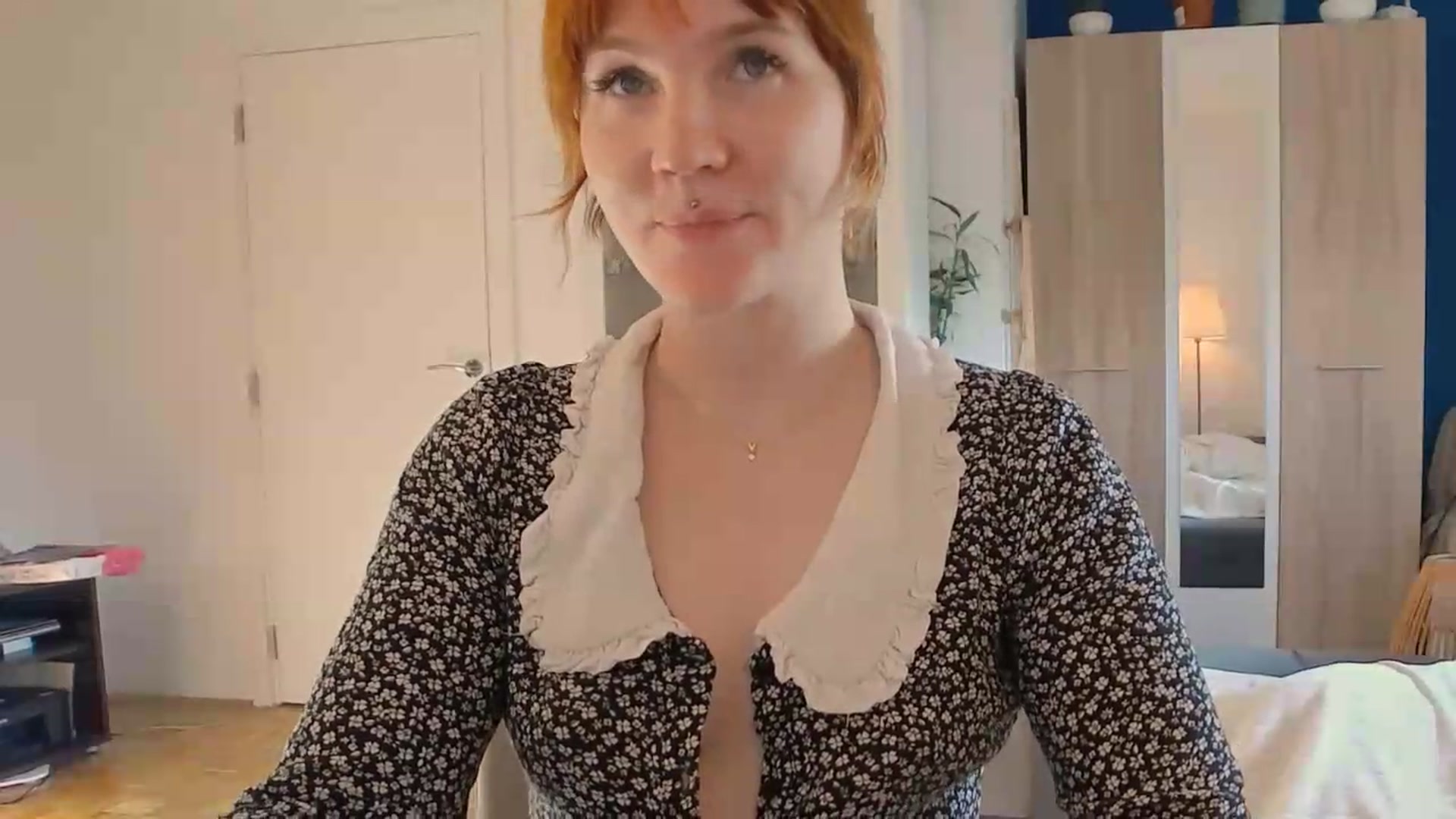 Gallery image thumbnail from ViTheGoddess's myfreecams stream on, 06/26/2026, 17:11 image 13 of 20