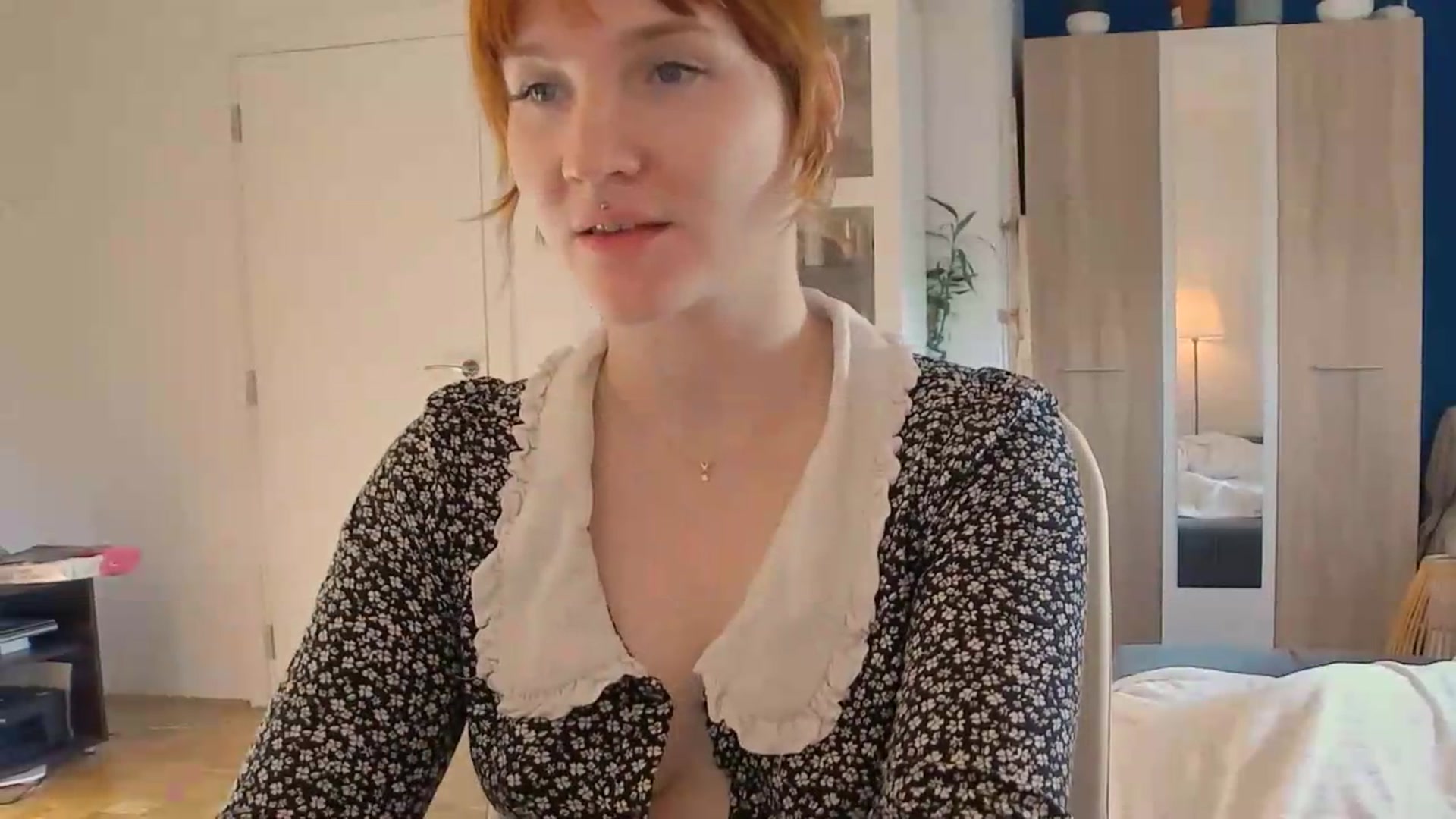 Gallery image thumbnail from ViTheGoddess's myfreecams stream on, 06/26/2026, 17:11 image 16 of 20
