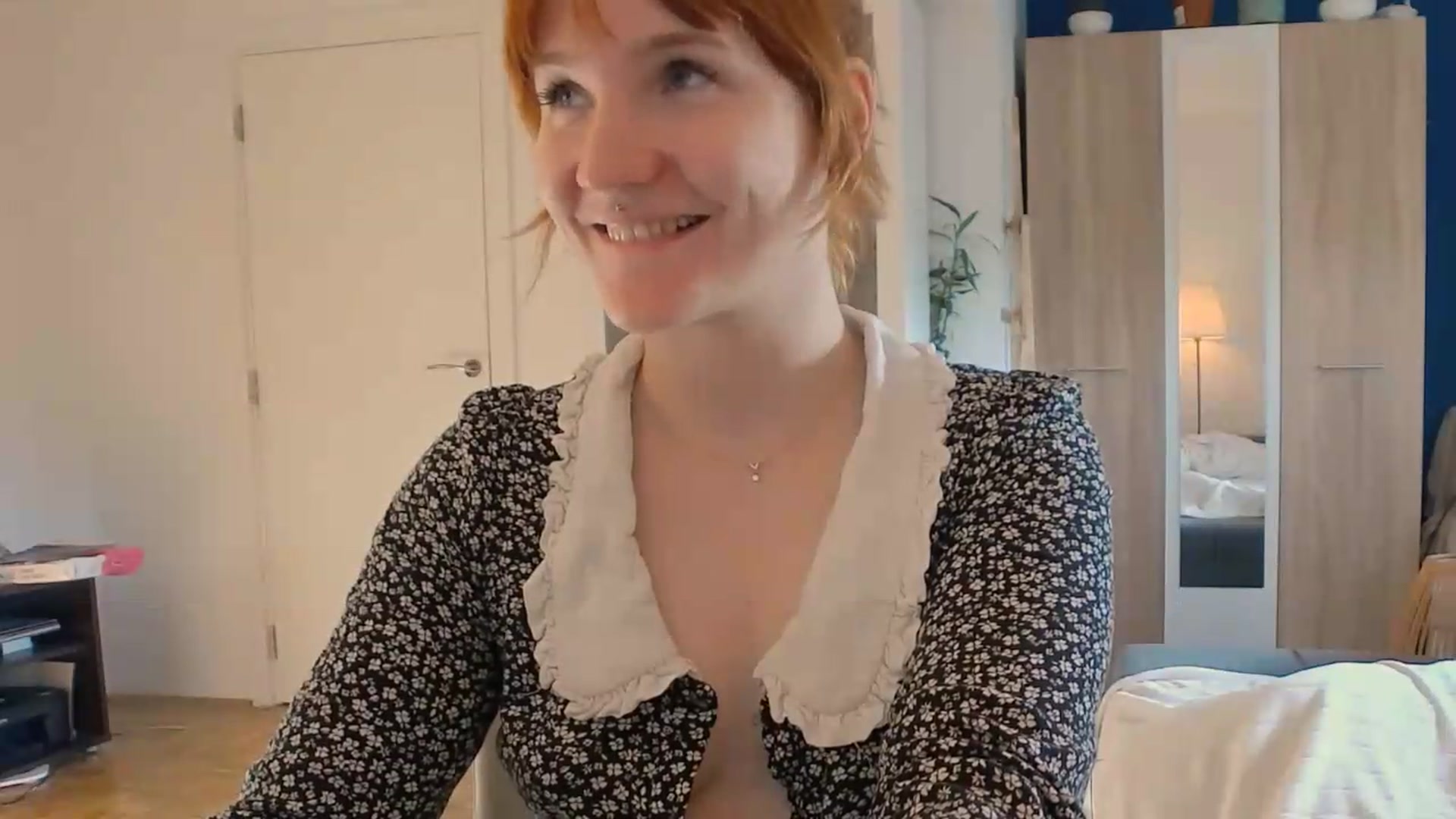 Gallery image thumbnail from ViTheGoddess's myfreecams stream on, 06/26/2026, 17:11 image 3 of 20