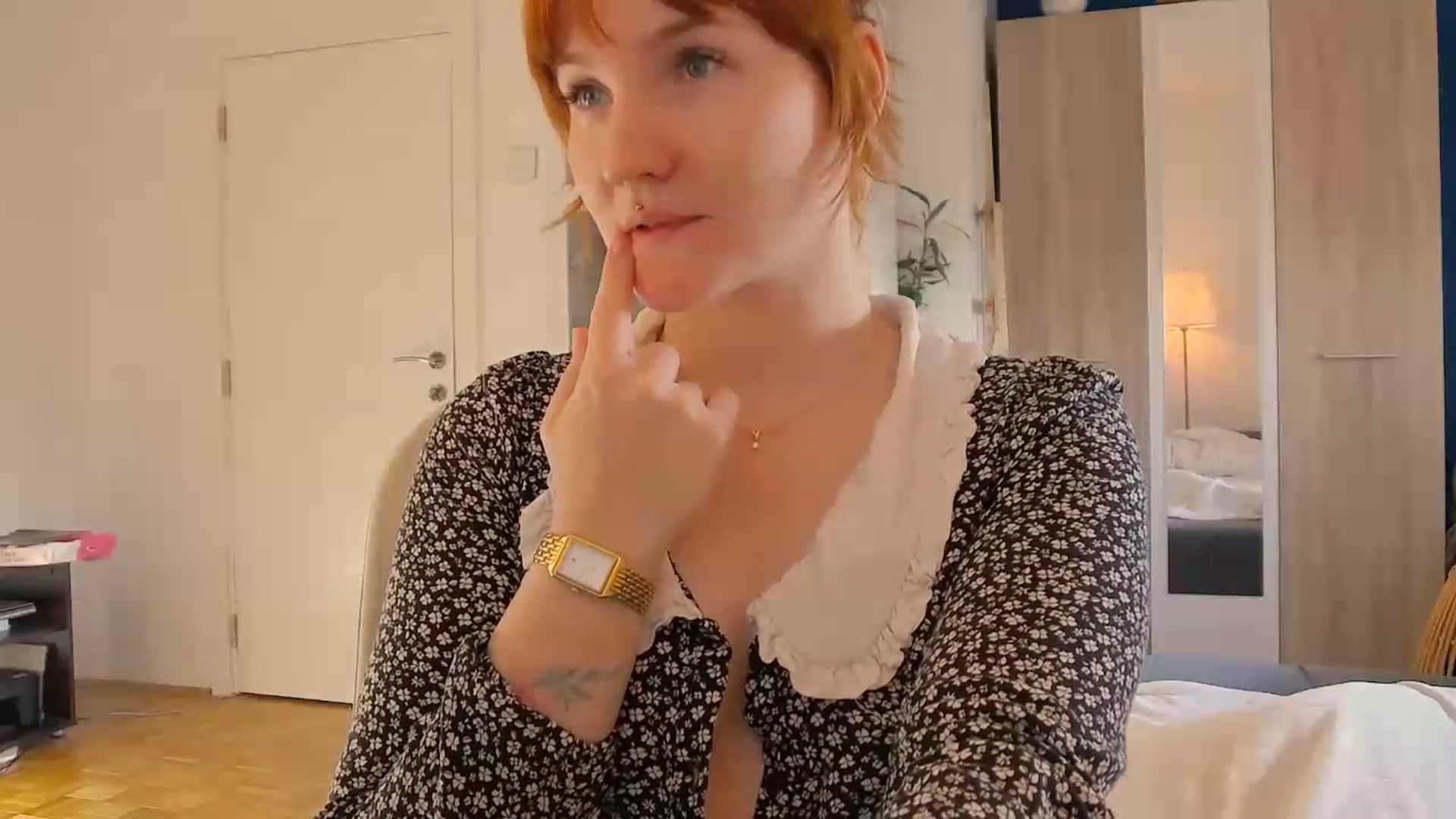 Gallery image thumbnail from ViTheGoddess's myfreecams stream on, 06/26/2026, 17:44 image 3 of 20