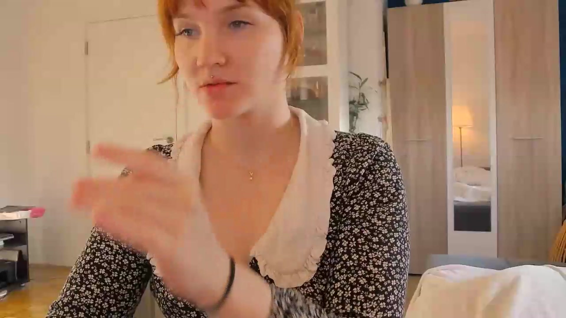 Gallery image thumbnail from ViTheGoddess's myfreecams stream on, 06/26/2026, 17:44 image 7 of 20