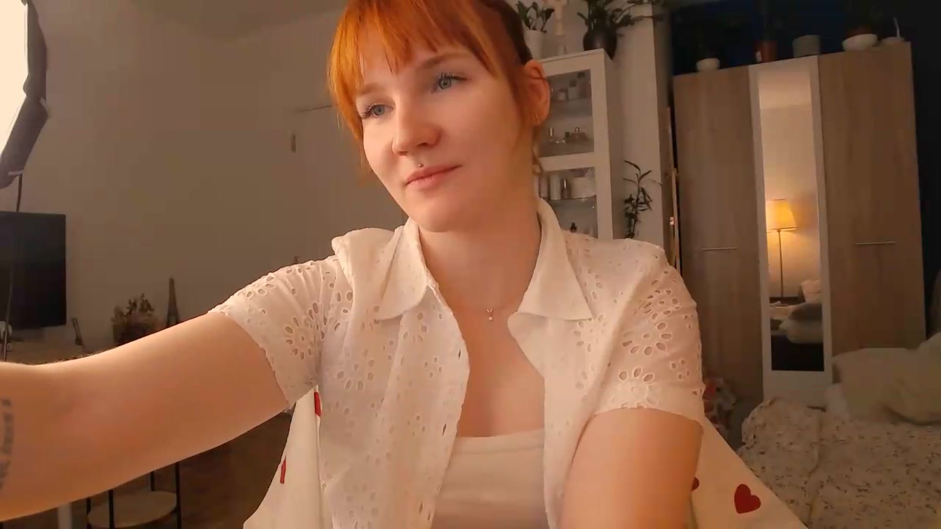 Gallery image thumbnail from ViTheGoddess's myfreecams stream on, 06/28/2026, 18:11 image 14 of 20