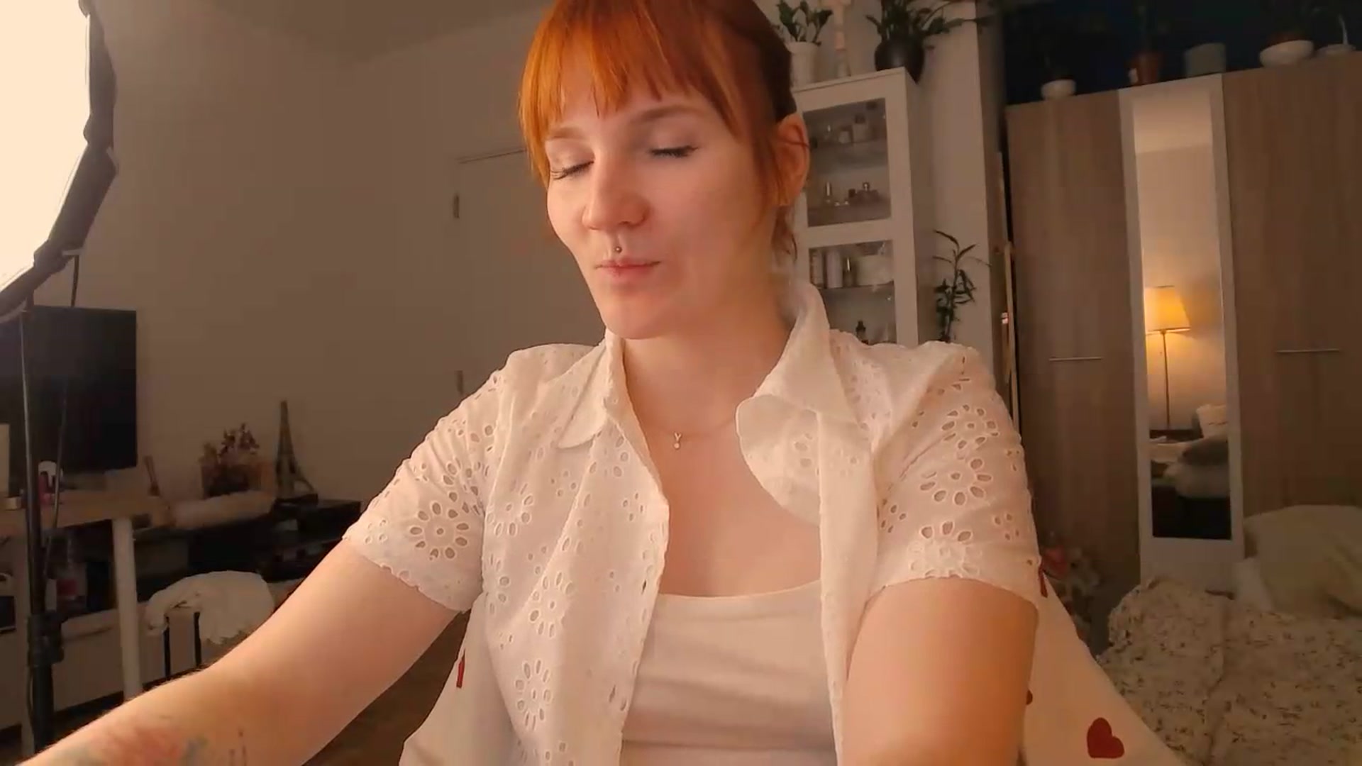 Gallery image thumbnail from ViTheGoddess's myfreecams stream on, 06/28/2026, 18:11 image 10 of 20