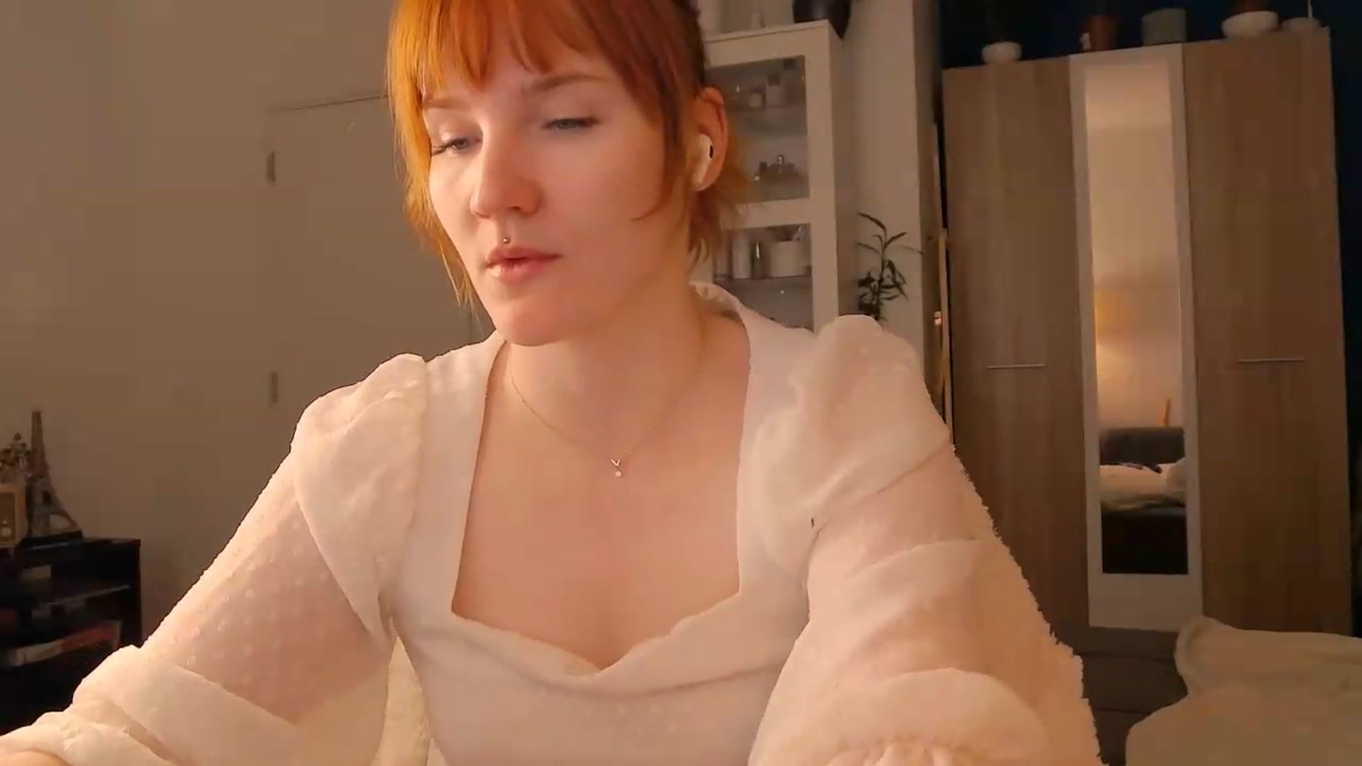 Gallery image thumbnail from ViTheGoddess's myfreecams stream on, 06/29/2026, 17:43 image 19 of 20