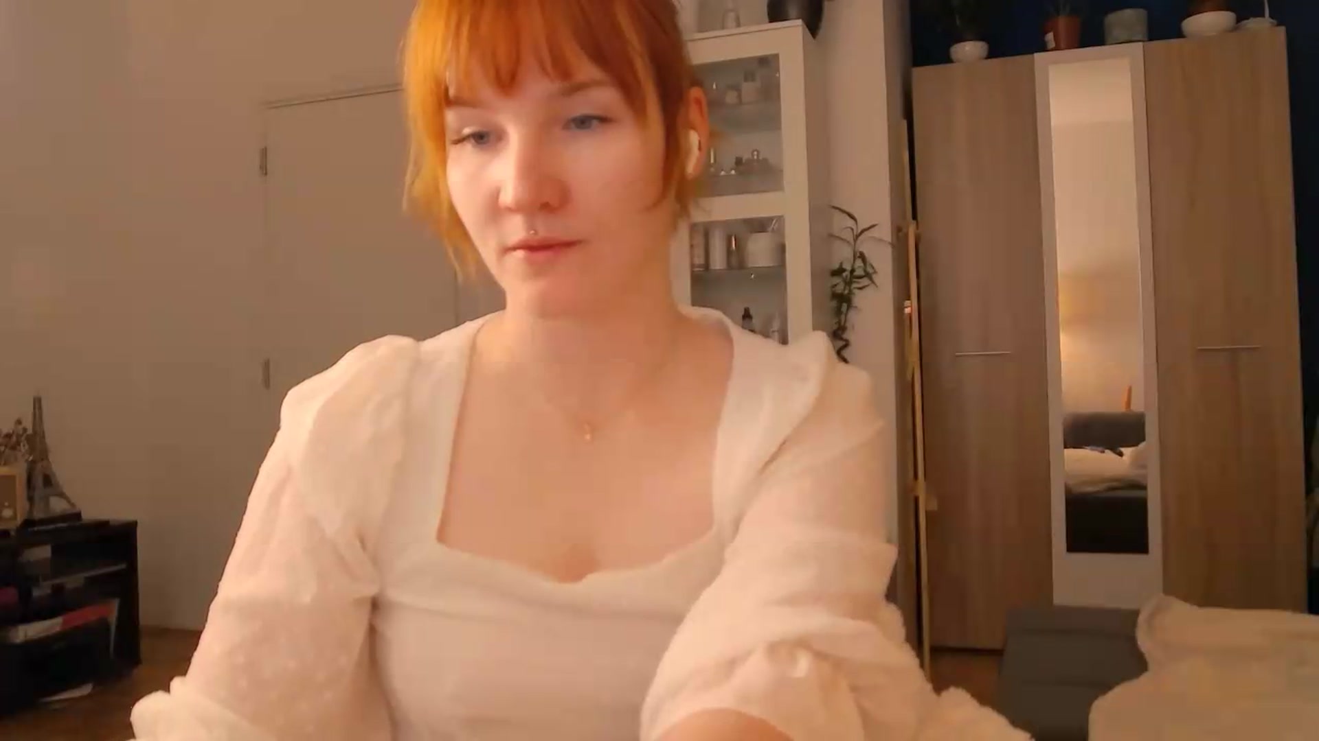 Gallery image thumbnail from ViTheGoddess's myfreecams stream on, 06/29/2026, 17:43 image 5 of 20