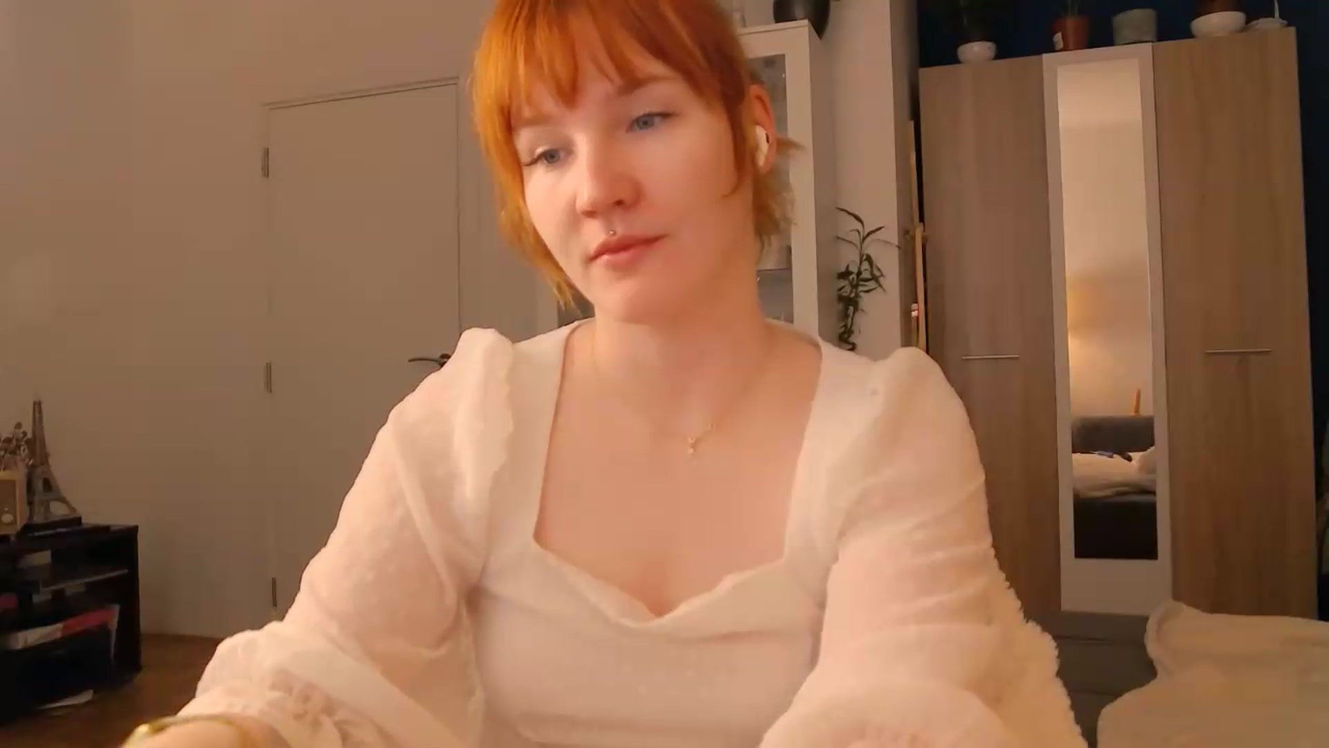 Gallery image thumbnail from ViTheGoddess's myfreecams stream on, 06/29/2026, 17:43 image 2 of 20