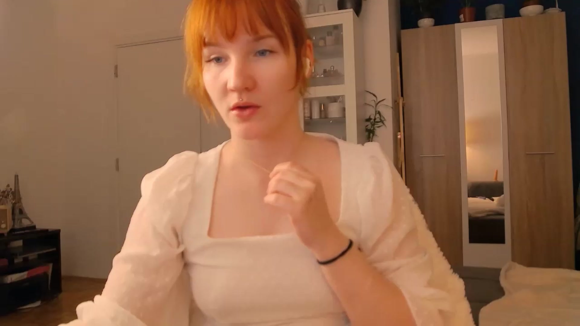 Gallery image thumbnail from ViTheGoddess's myfreecams stream on, 06/29/2026, 17:43 image 4 of 20