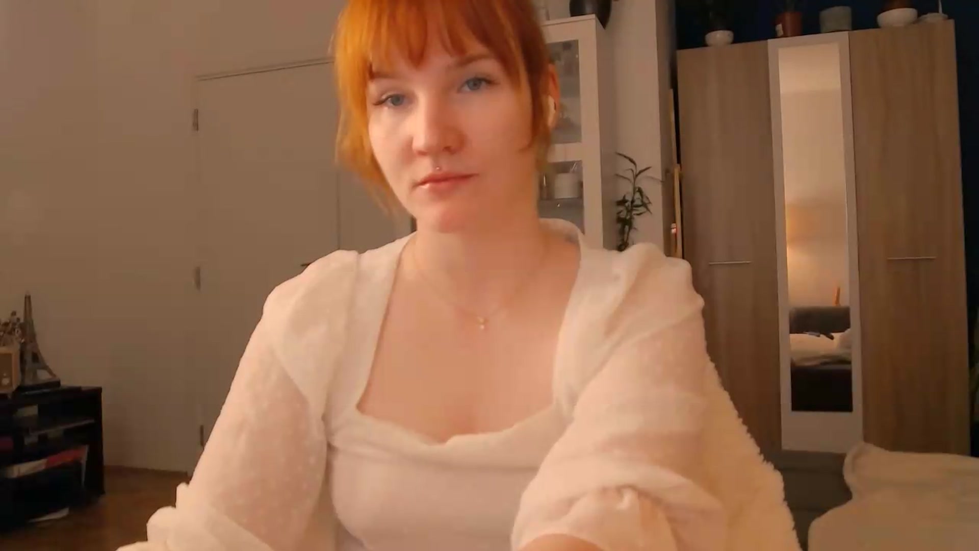 Gallery image thumbnail from ViTheGoddess's myfreecams stream on, 06/29/2026, 17:43 image 7 of 20