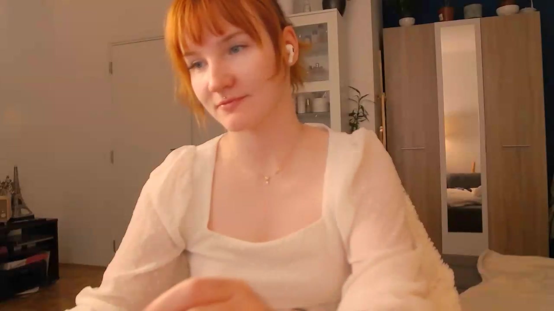 Gallery image thumbnail from ViTheGoddess's myfreecams stream on, 06/29/2026, 17:43 image 3 of 20