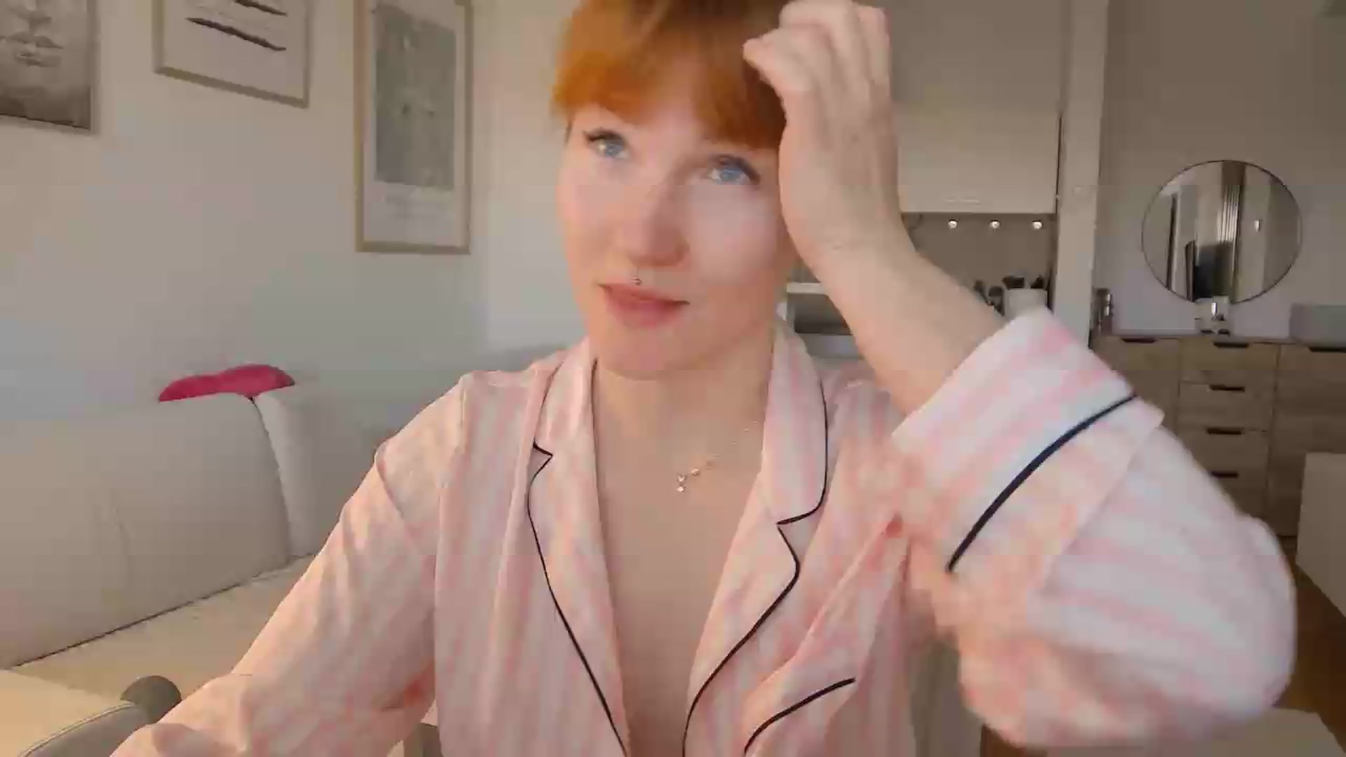 Gallery image thumbnail from ViTheGoddess's myfreecams stream on, 07/06/2026, 05:56 image 1 of 20