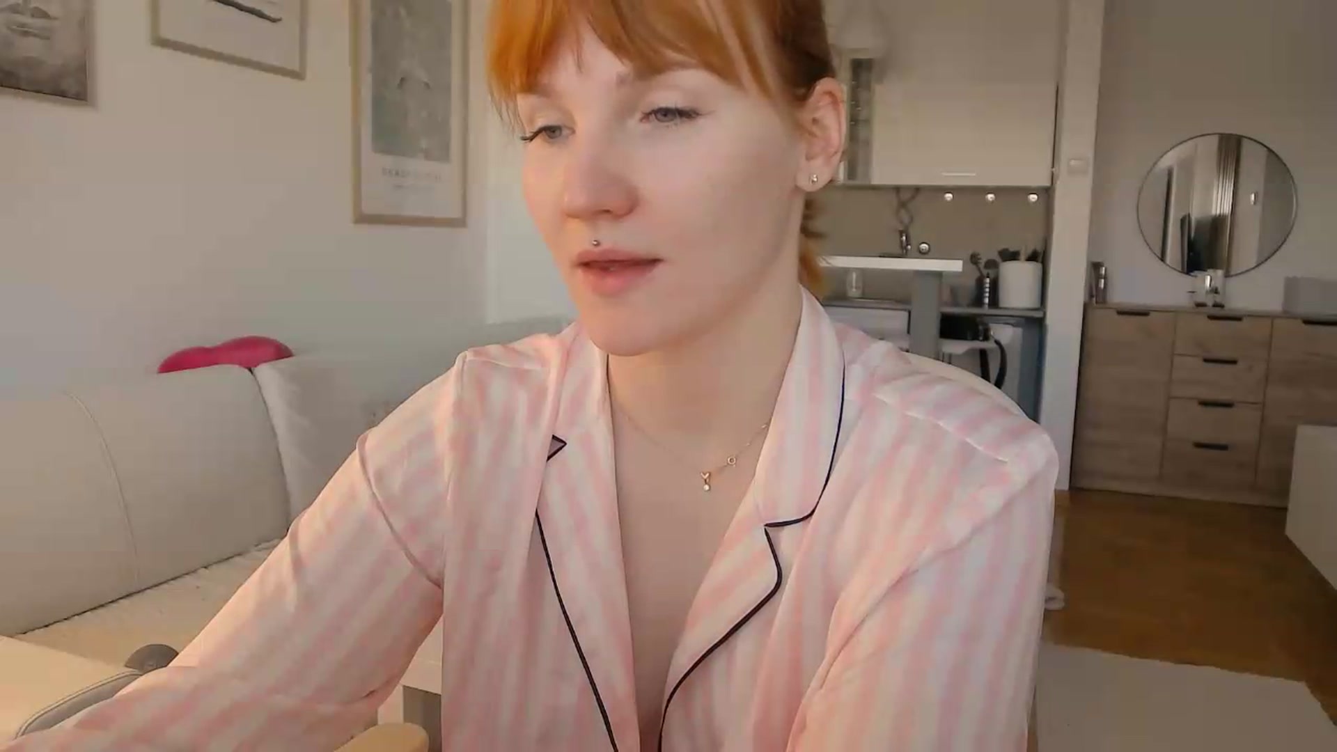 Gallery image thumbnail from ViTheGoddess's myfreecams stream on, 07/06/2026, 05:56 image 4 of 20