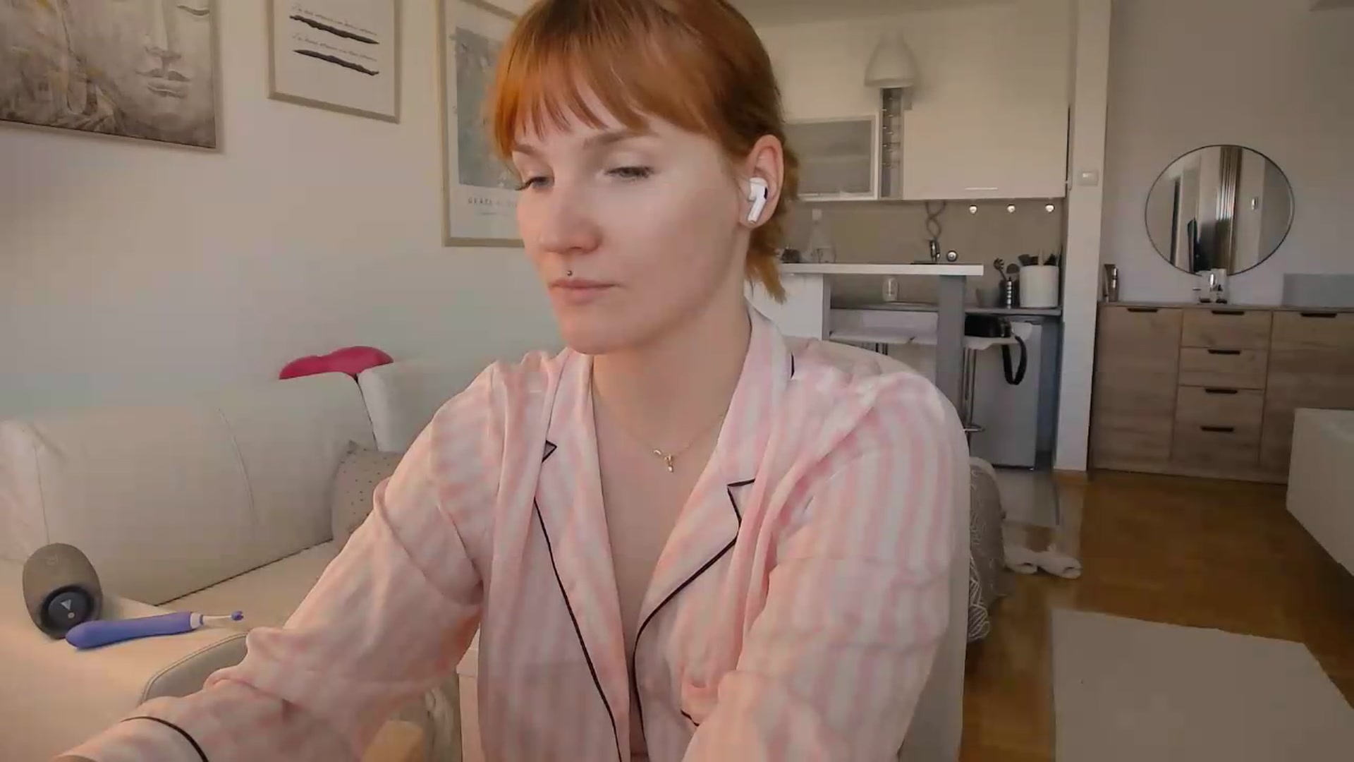 Gallery image thumbnail from ViTheGoddess's myfreecams stream on, 07/06/2026, 07:10 image 3 of 20