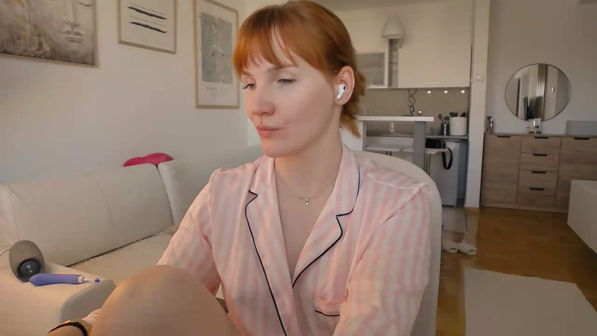 Gallery image thumbnail from ViTheGoddess's myfreecams stream on, 07/06/2026, 07:10 image 10 of 20