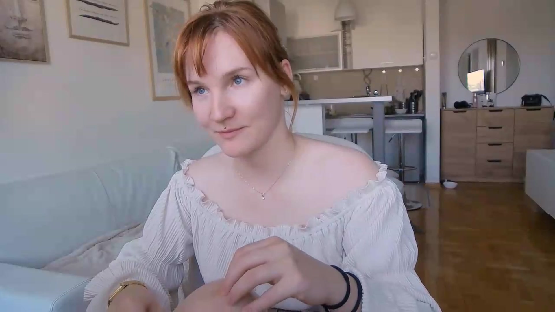 Gallery image thumbnail from ViTheGoddess's myfreecams stream on, 07/15/2026, 08:02 image 14 of 20
