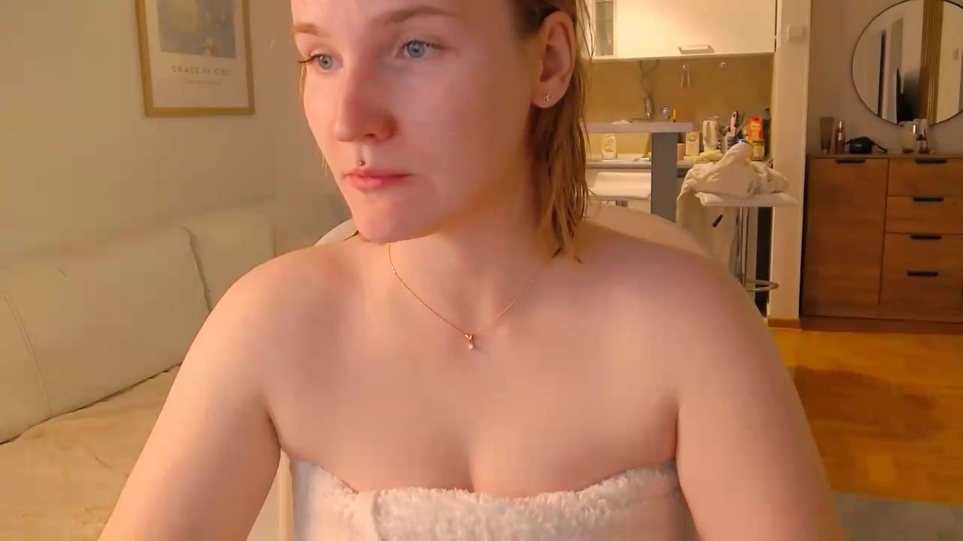 Gallery image thumbnail from ViTheGoddess's myfreecams stream on, 07/19/2026, 19:36 image 18 of 20