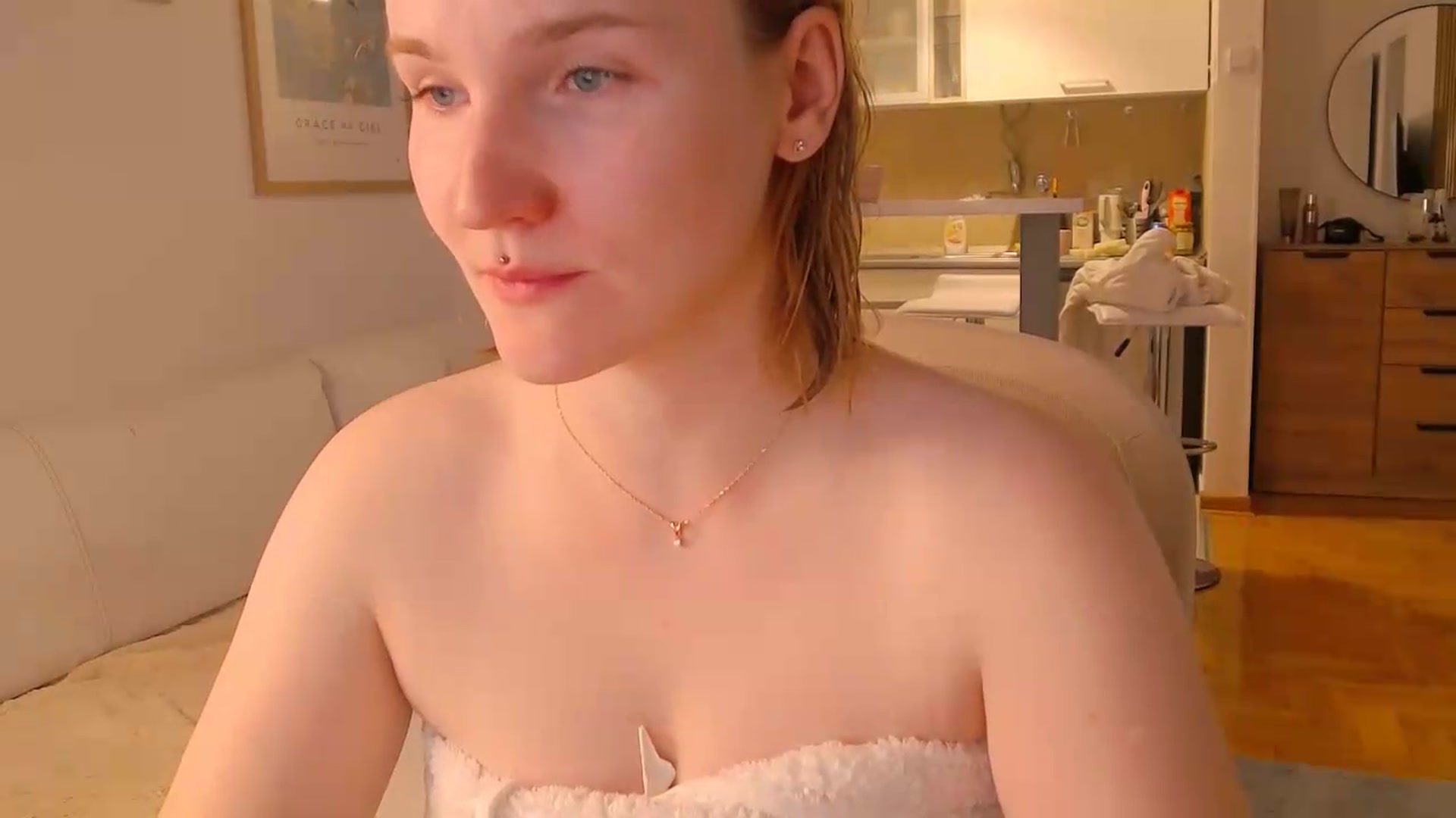 Gallery image thumbnail from ViTheGoddess's myfreecams stream on, 07/19/2026, 19:36 image 11 of 20