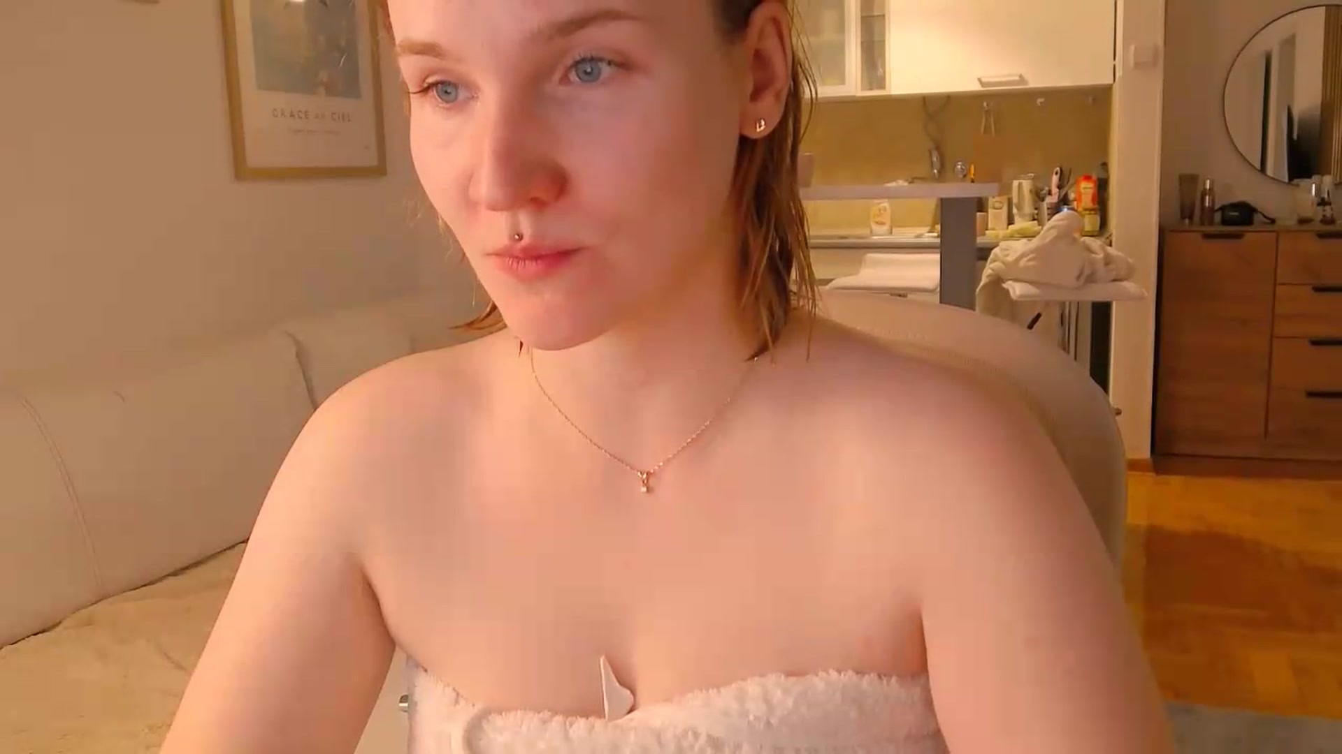Gallery image thumbnail from ViTheGoddess's myfreecams stream on, 07/19/2026, 19:36 image 12 of 20