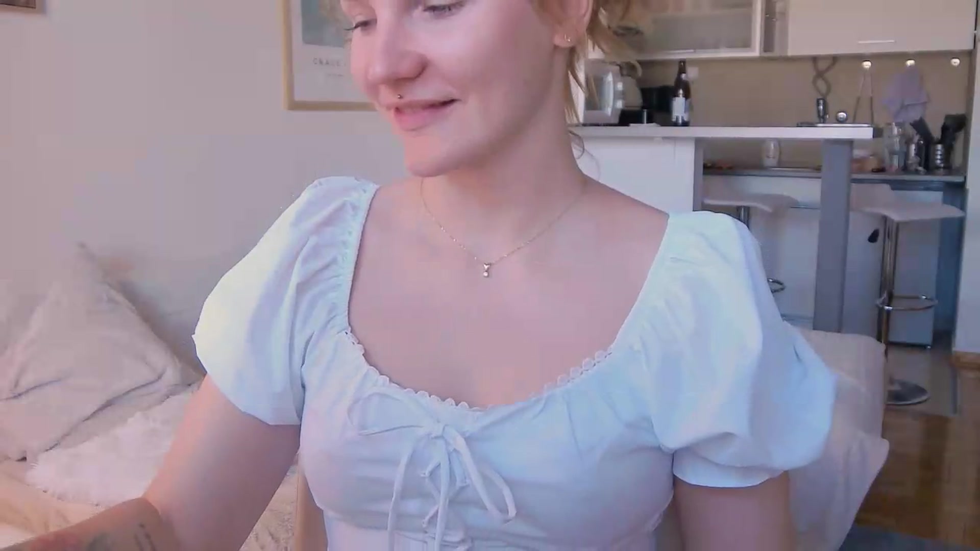 Gallery image thumbnail from ViTheGoddess's myfreecams stream on, 08/01/2026, 06:32 image 15 of 20