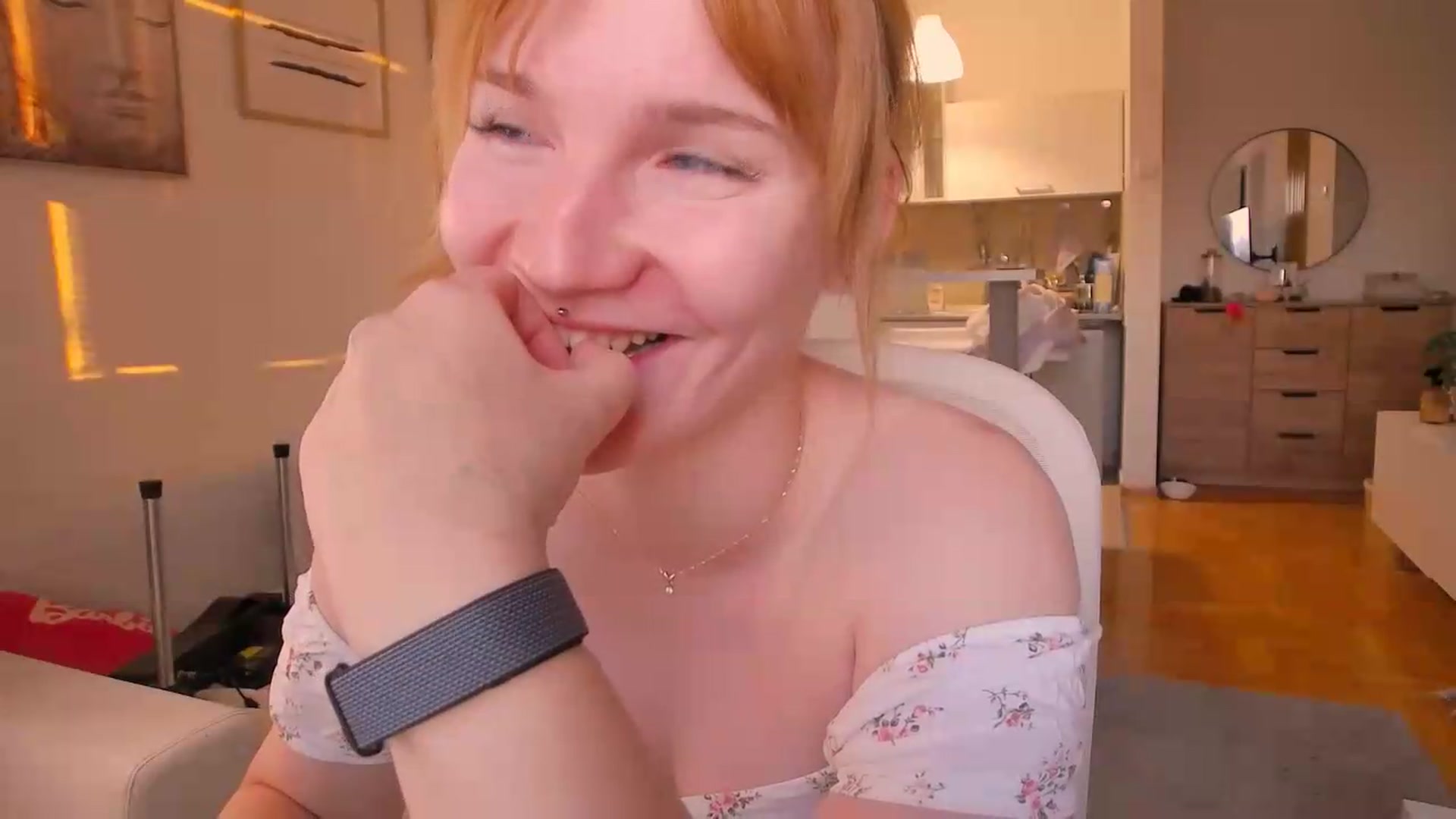 Gallery image thumbnail from ViTheGoddess's myfreecams stream on, 08/15/2026, 18:42 image 11 of 20