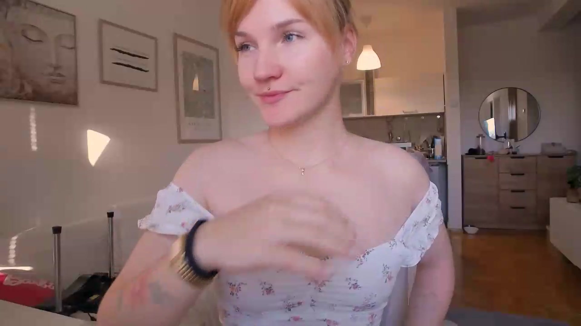 Gallery image thumbnail from ViTheGoddess's myfreecams stream on, 08/15/2026, 18:42 image 2 of 20