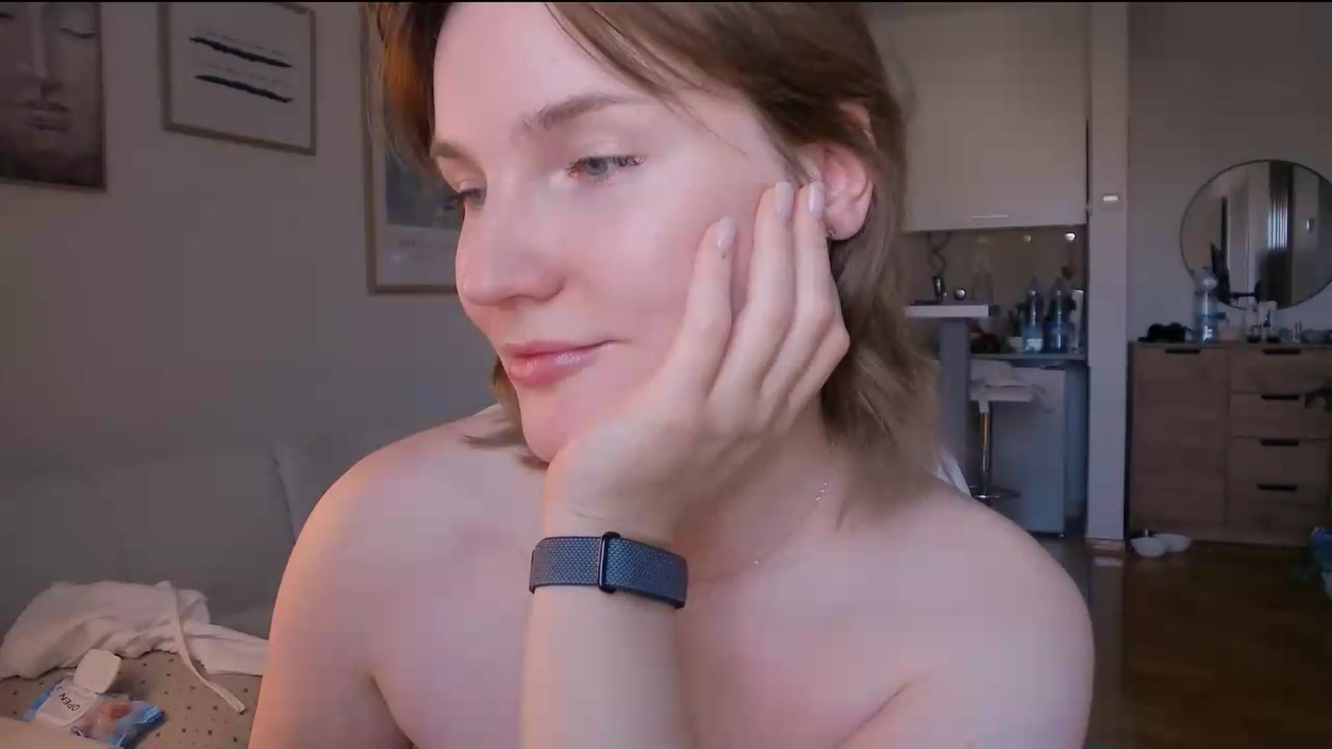 Gallery image thumbnail from ViTheGoddess's myfreecams stream on, 08/28/2026, 06:06 image 20 of 20