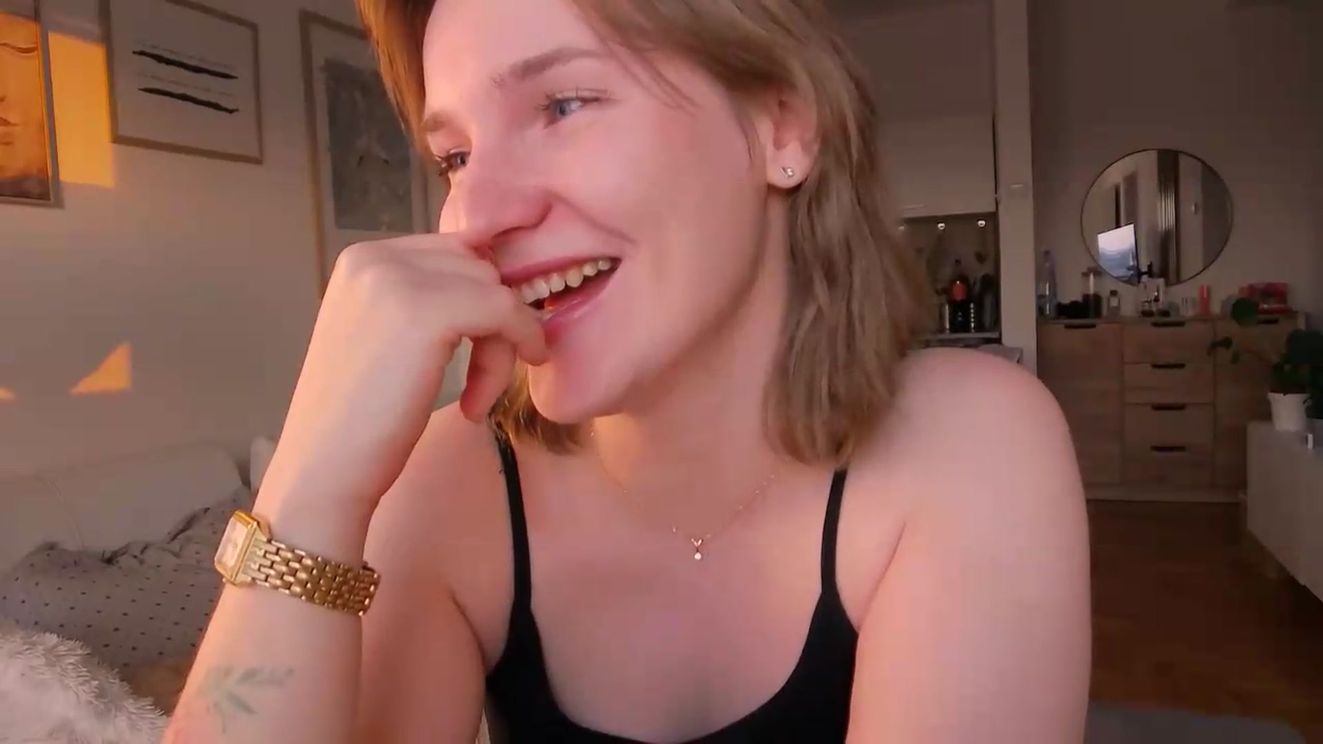 Gallery image thumbnail from ViTheGoddess's myfreecams stream on, 08/30/2026, 17:37 image 3 of 20