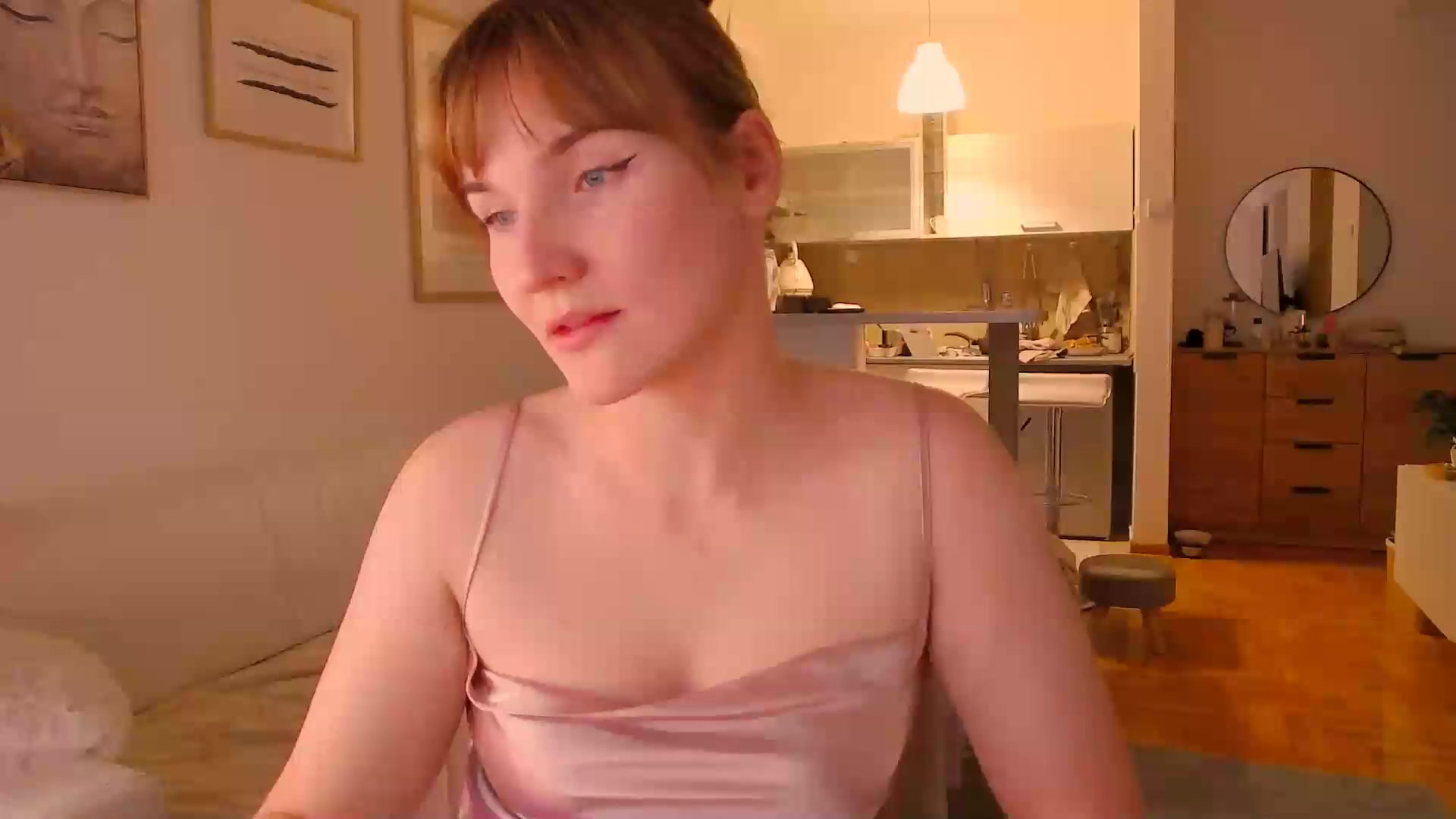 Gallery image thumbnail from ViTheGoddess's myfreecams stream on, 09/08/2026, 17:54 image 16 of 20
