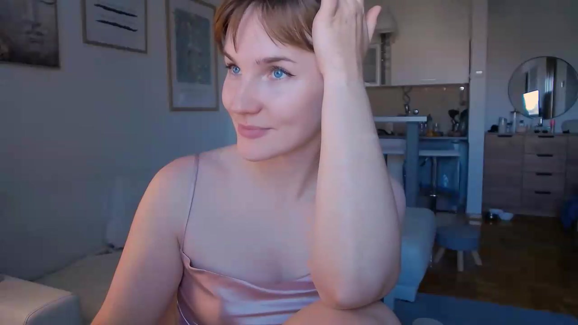 Gallery image thumbnail from ViTheGoddess's myfreecams stream on, 09/12/2026, 06:27 image 17 of 20