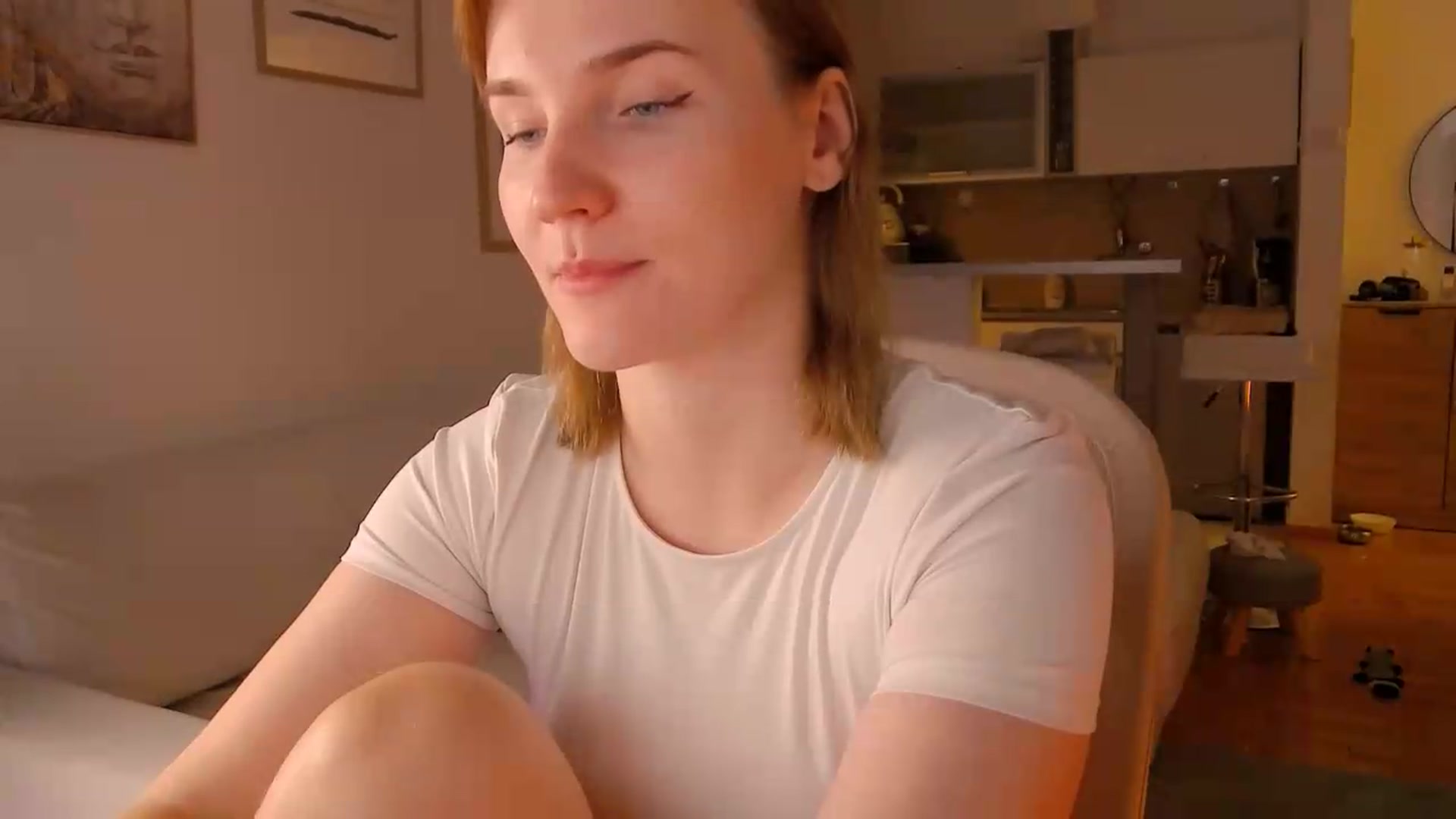 Gallery image thumbnail from ViTheGoddess's myfreecams stream on, 09/14/2026, 17:28 image 16 of 20