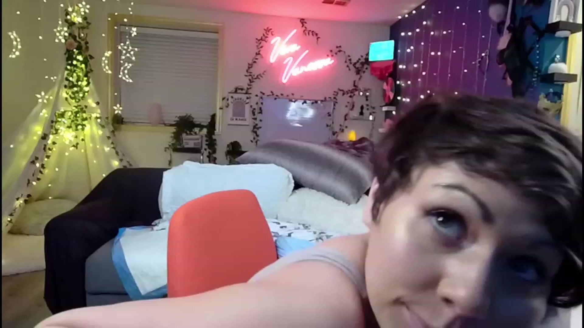 Gallery image thumbnail from ViVaVanessa's myfreecams stream on, 02/01/2023, 11:37 image 14 of 20