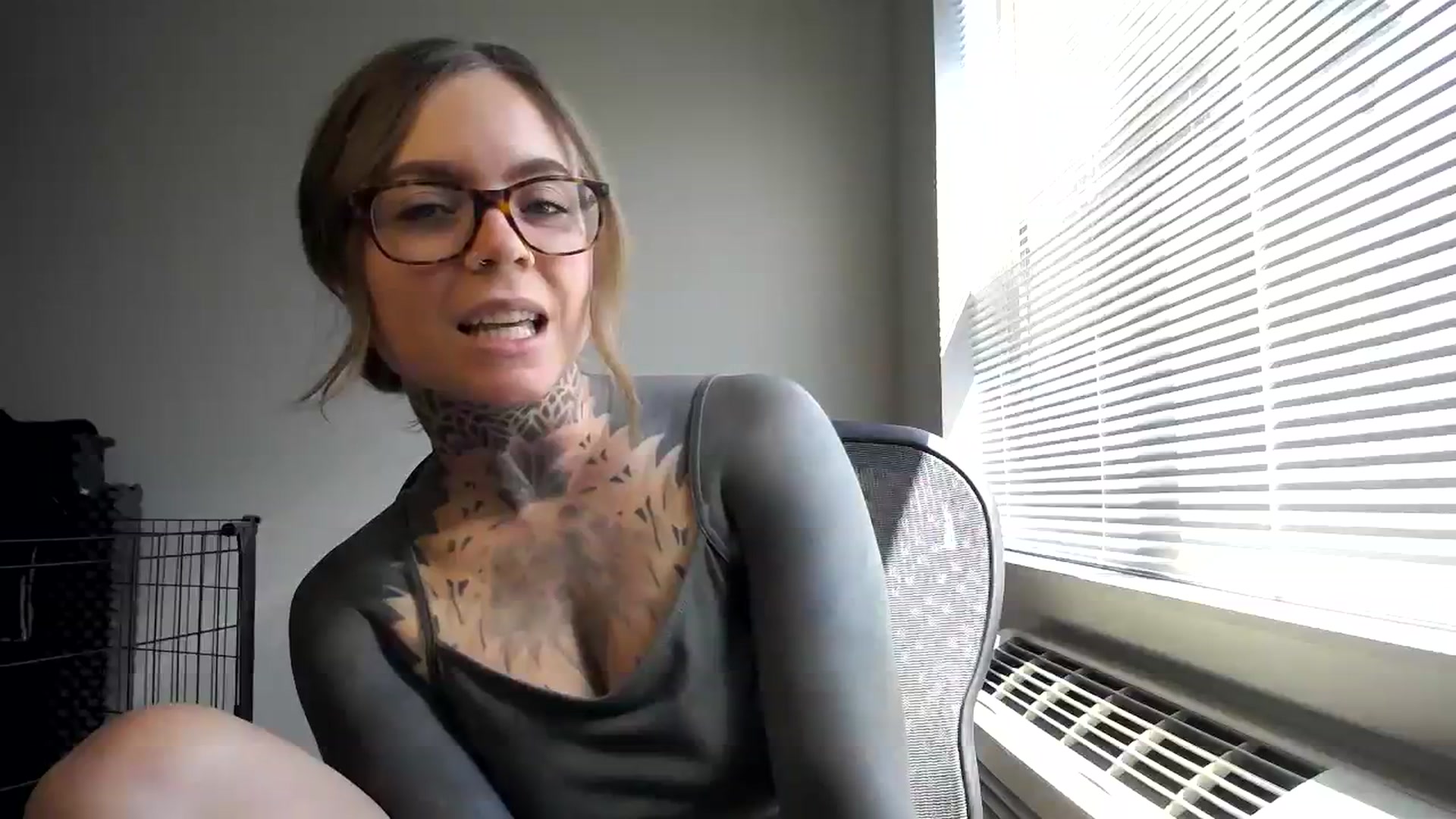 Gallery image thumbnail from ViVerdure's myfreecams stream on, 07/29/2023, 22:01 image 2 of 20
