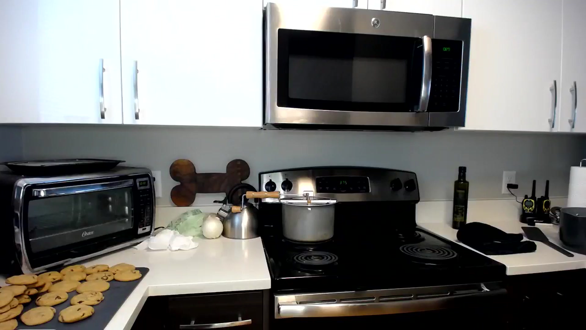 Gallery image thumbnail from ViVerdure's myfreecams stream on, 08/06/2023, 18:05 image 12 of 20
