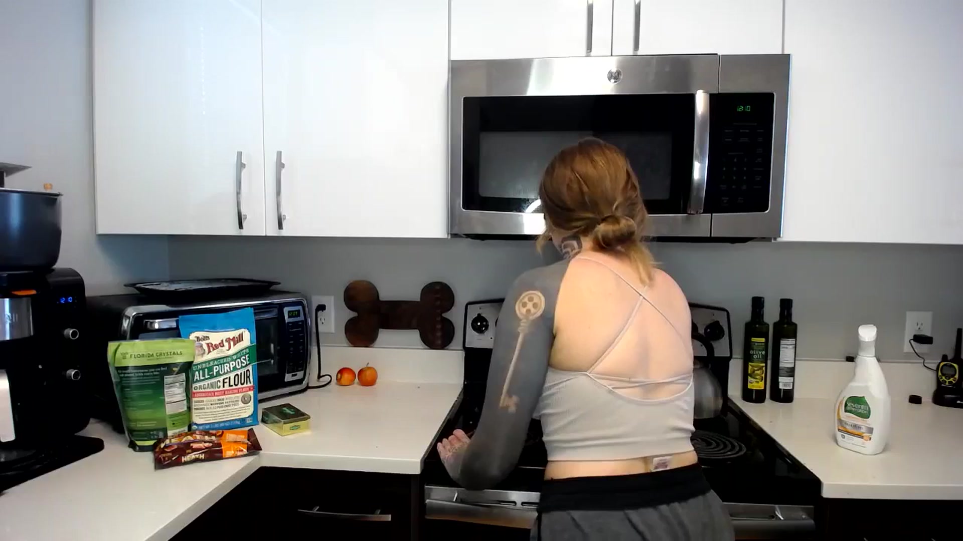 Gallery image thumbnail from ViVerdure's myfreecams stream on, 09/23/2023, 21:03 image 1 of 20