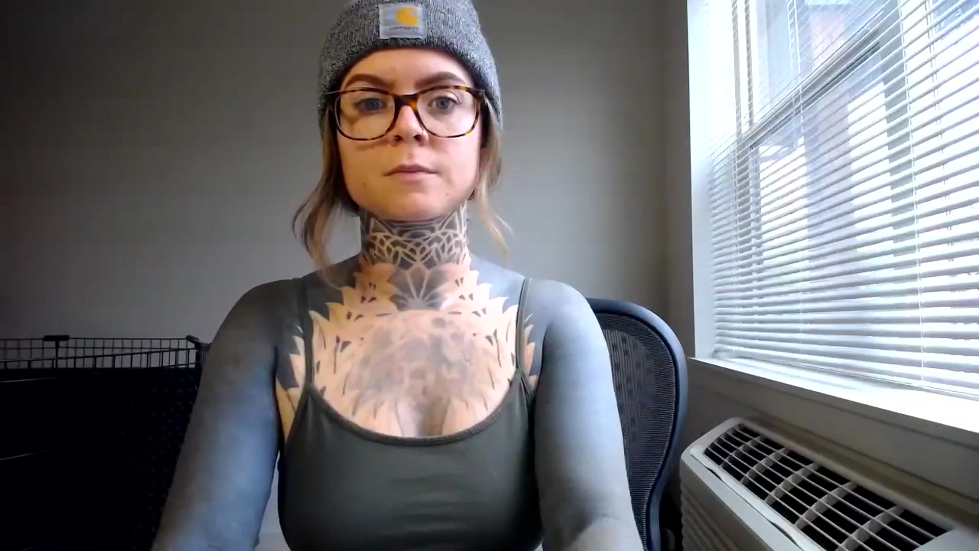 Gallery image thumbnail from ViVerdure's myfreecams stream on, 09/24/2023, 17:32 image 6 of 20