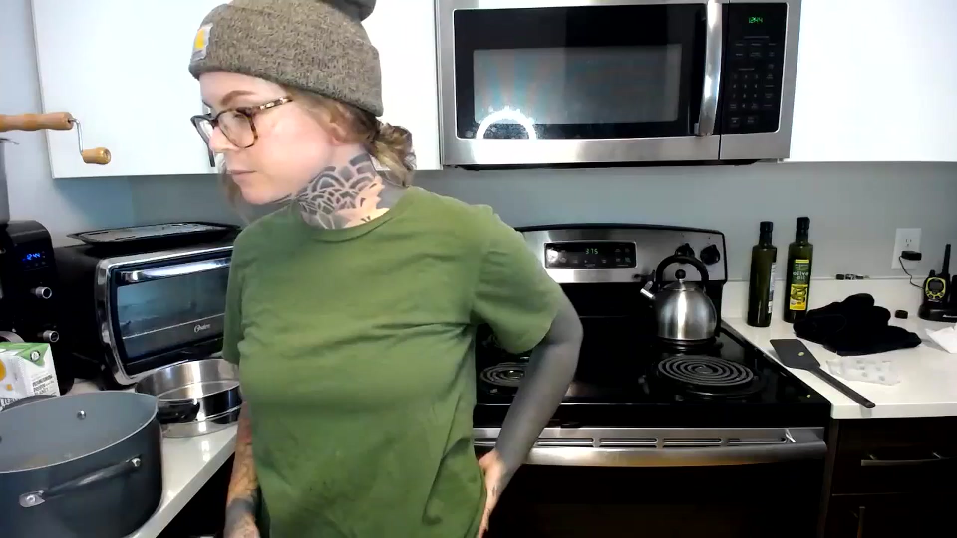 Gallery image thumbnail from ViVerdure's myfreecams stream on, 09/30/2023, 20:11 image 12 of 20