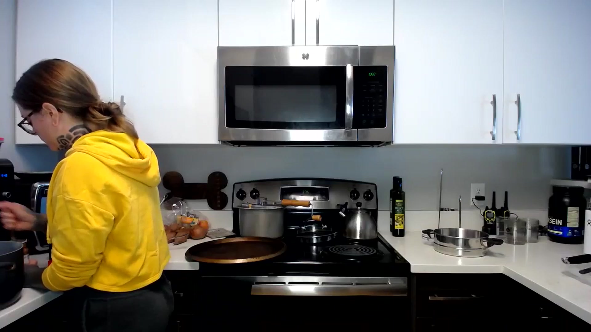 Gallery image thumbnail from ViVerdure's myfreecams stream on, 10/28/2023, 17:39 image 14 of 20