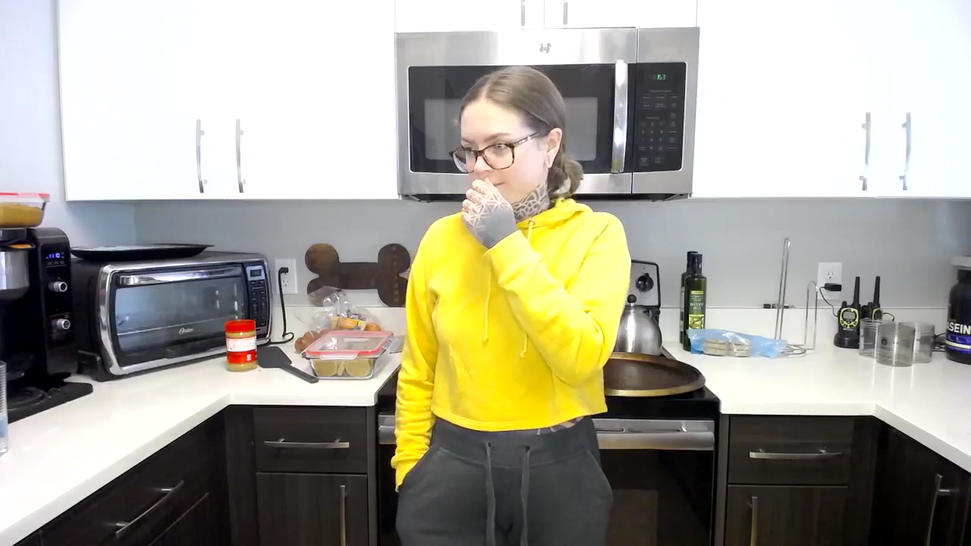 Gallery image thumbnail from ViVerdure's myfreecams stream on, 10/28/2023, 19:02 image 19 of 20