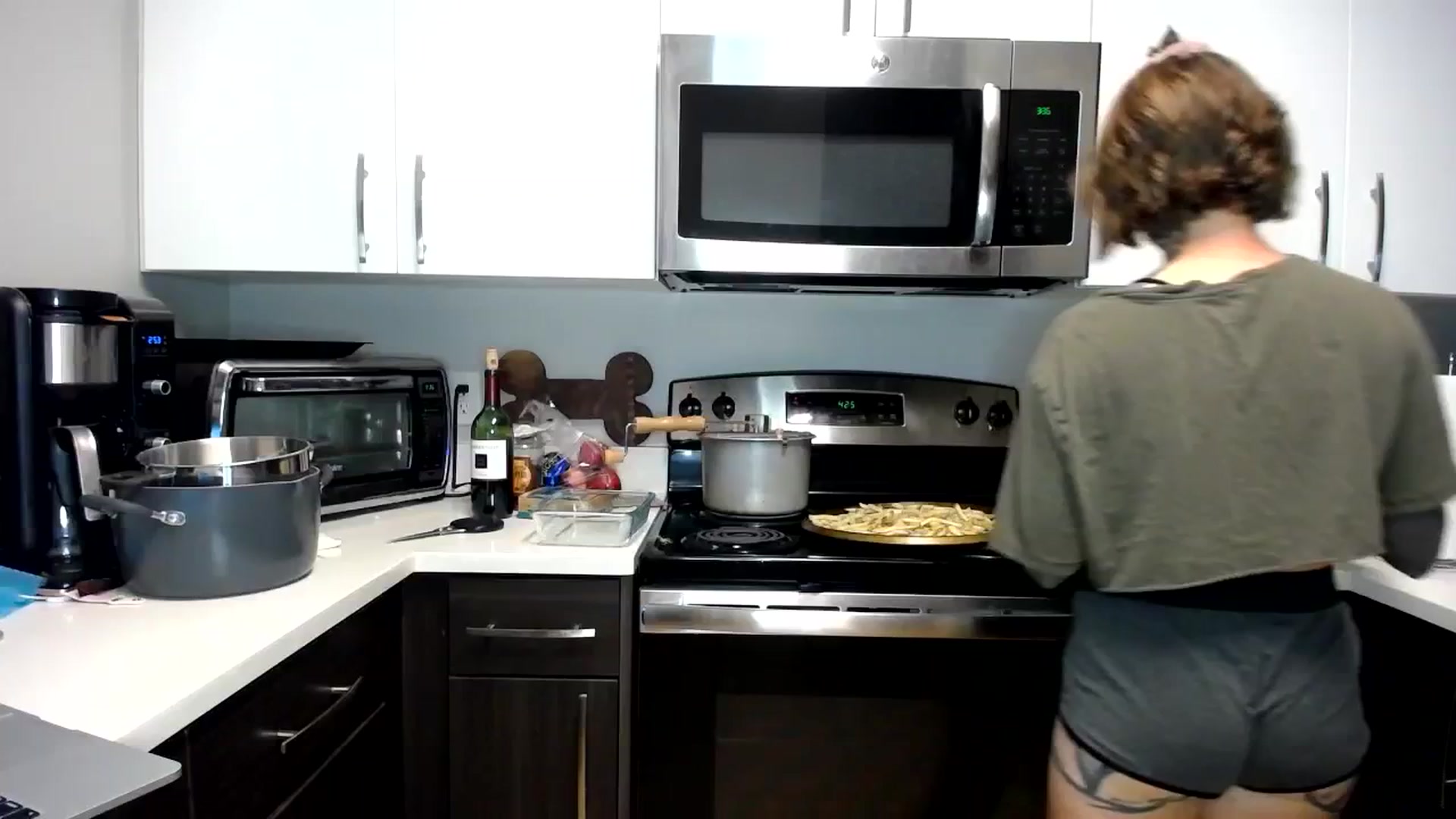 Gallery image thumbnail from ViVerdure's myfreecams stream on, 11/04/2023, 22:56 image 18 of 20