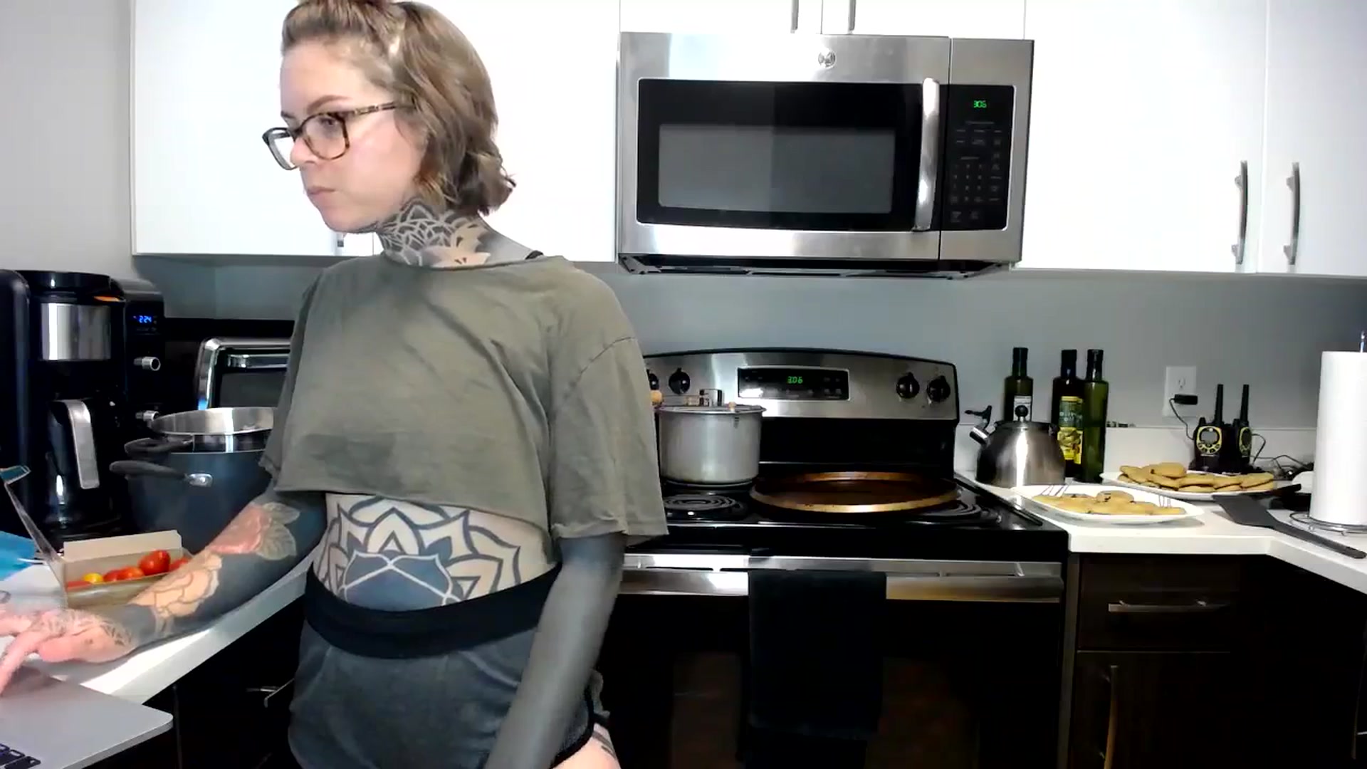 Gallery image thumbnail from ViVerdure's myfreecams stream on, 11/04/2023, 22:56 image 13 of 20