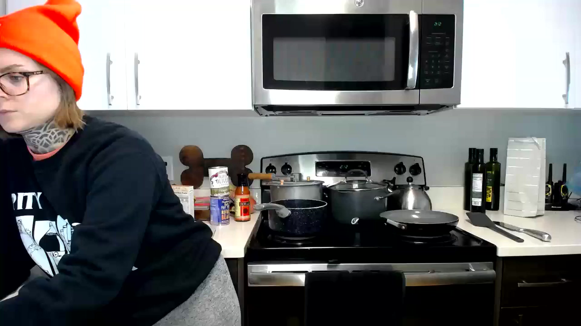 Gallery image thumbnail from ViVerdure's myfreecams stream on, 11/26/2023, 24:02 image 1 of 20