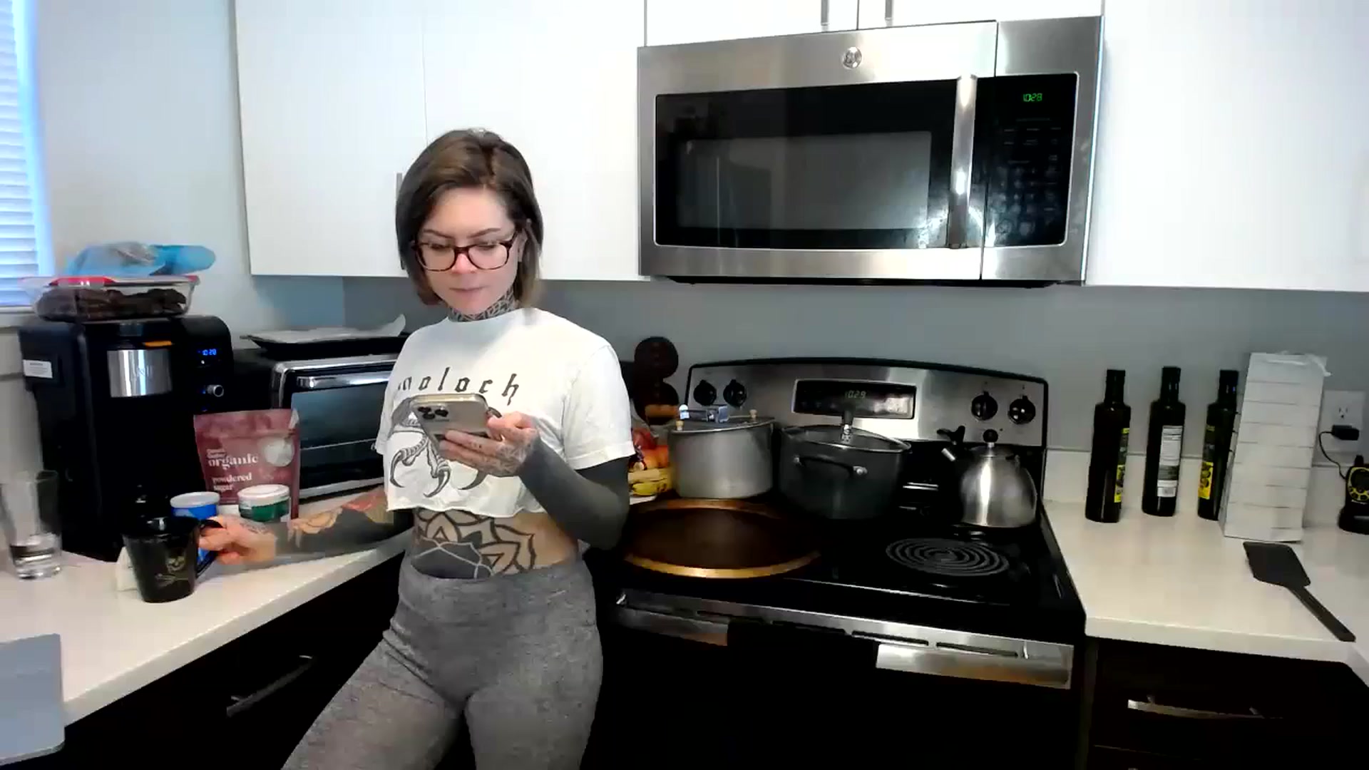 Gallery image thumbnail from ViVerdure's myfreecams stream on, 11/26/2023, 20:23 image 4 of 20