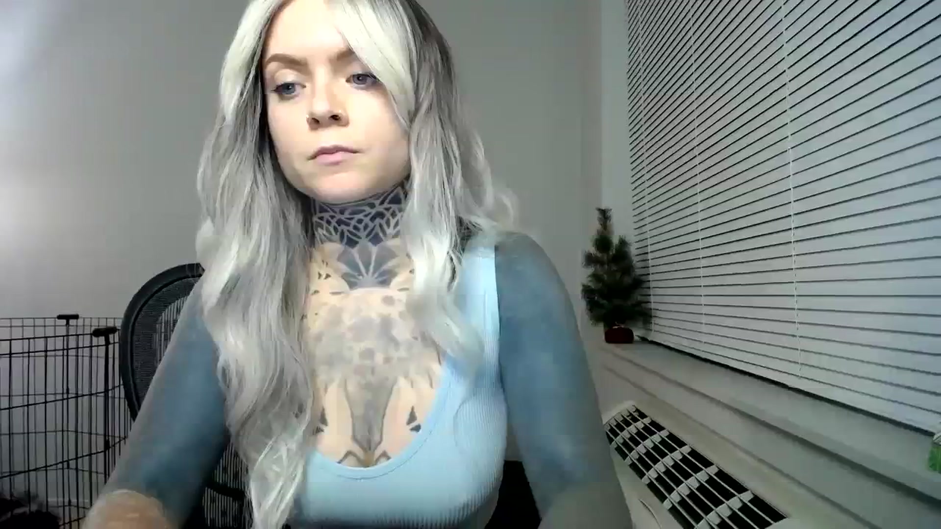 Gallery image thumbnail from ViVerdure's myfreecams stream on, 01/05/2024, 03:50 image 12 of 20
