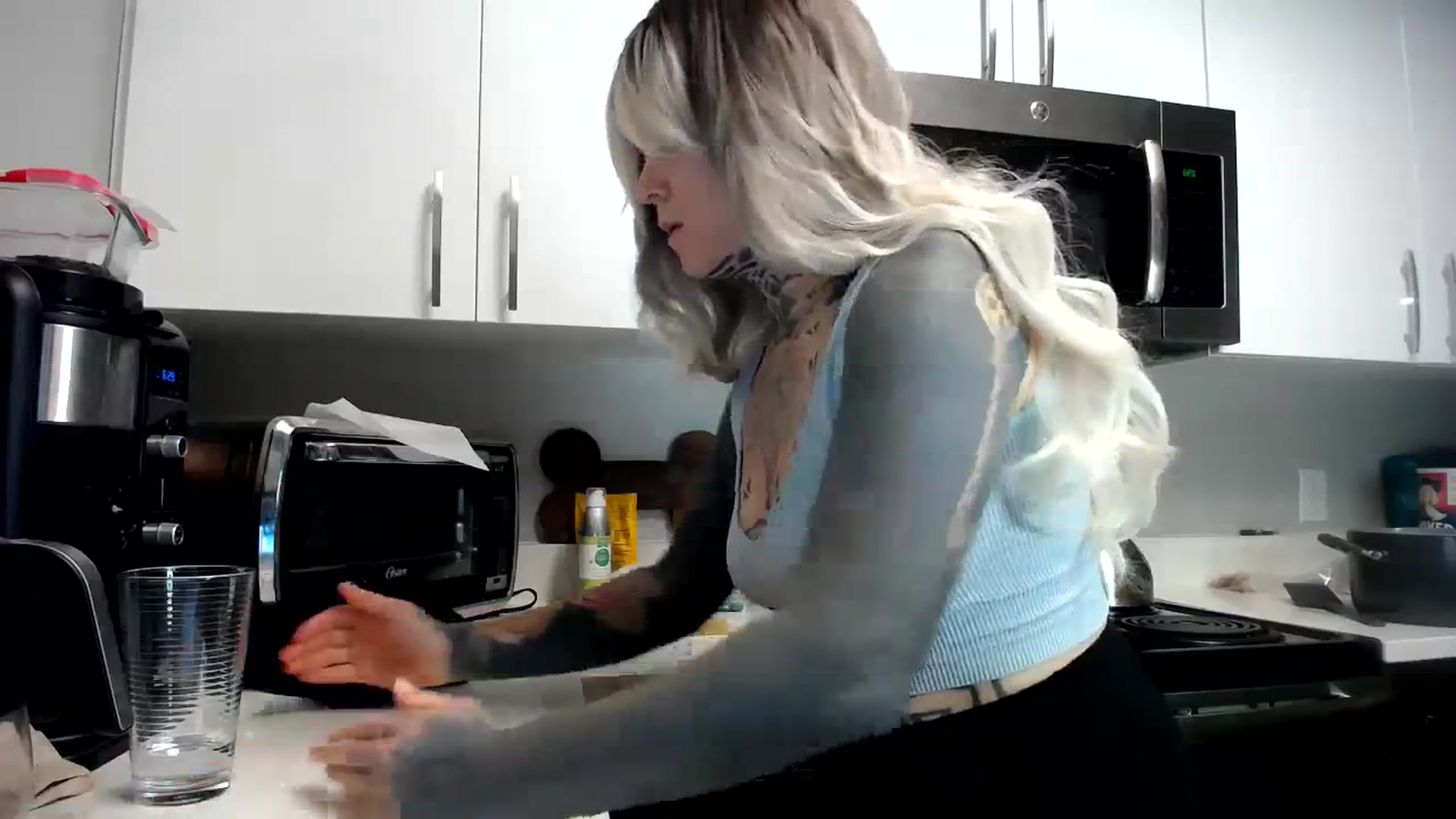 Gallery image thumbnail from ViVerdure's myfreecams stream on, 01/05/2024, 03:50 image 6 of 20