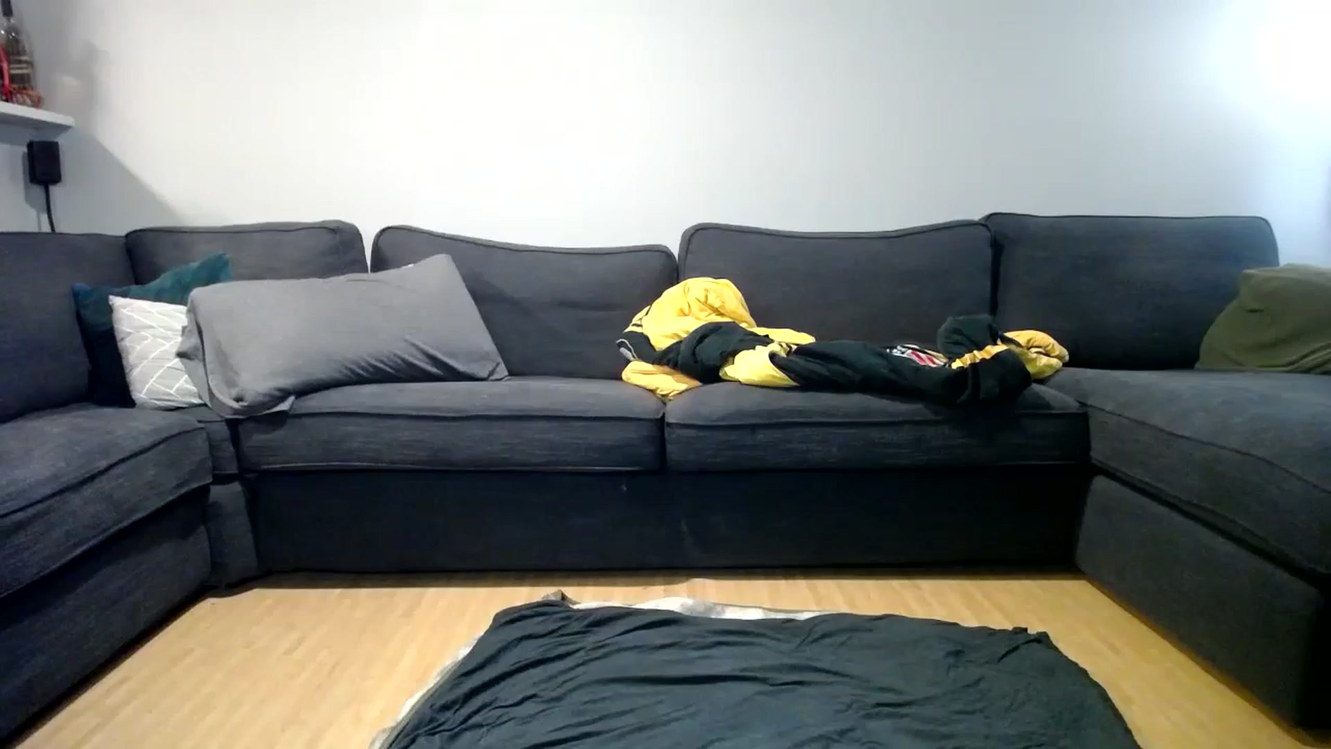 Gallery image thumbnail from ViVerdure's myfreecams stream on, 01/10/2024, 02:04 image 8 of 20