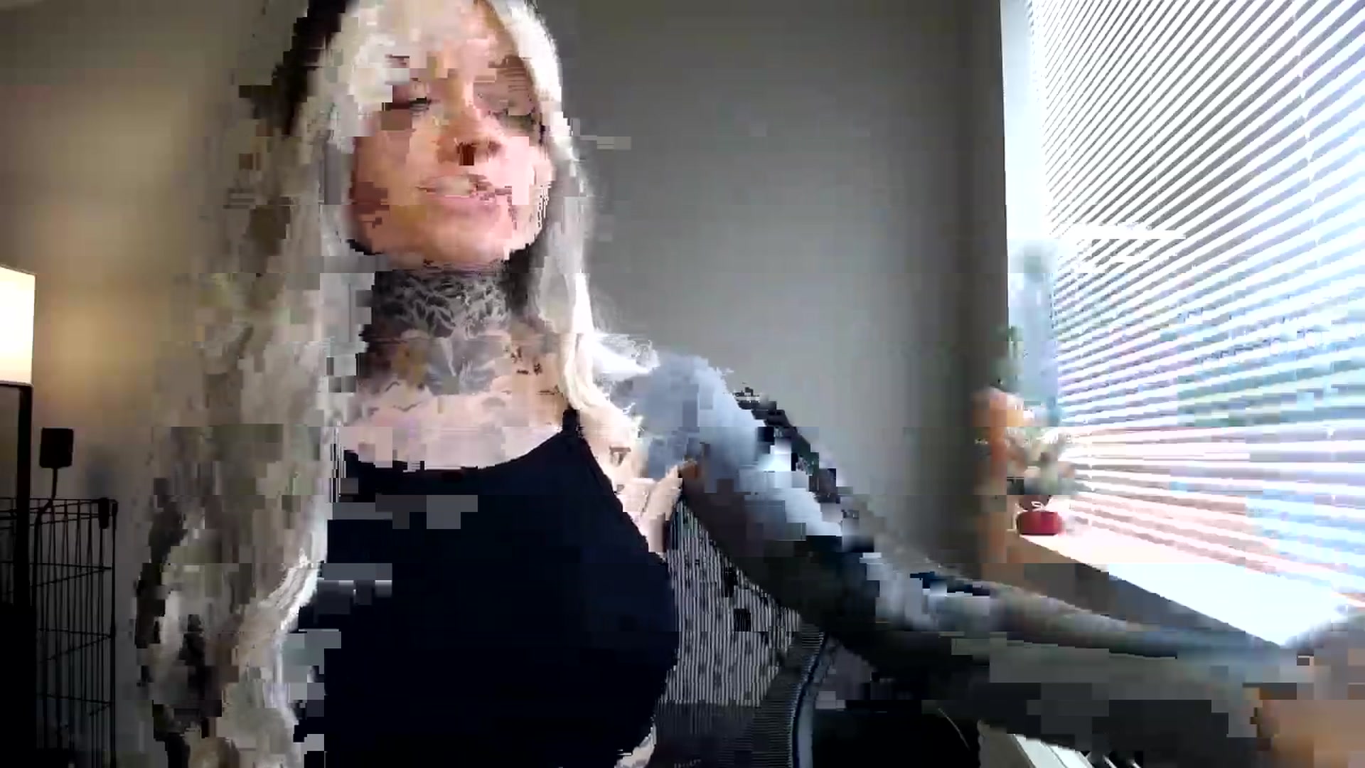 Gallery image thumbnail from ViVerdure's myfreecams stream on, 01/15/2024, 21:46 image 8 of 20