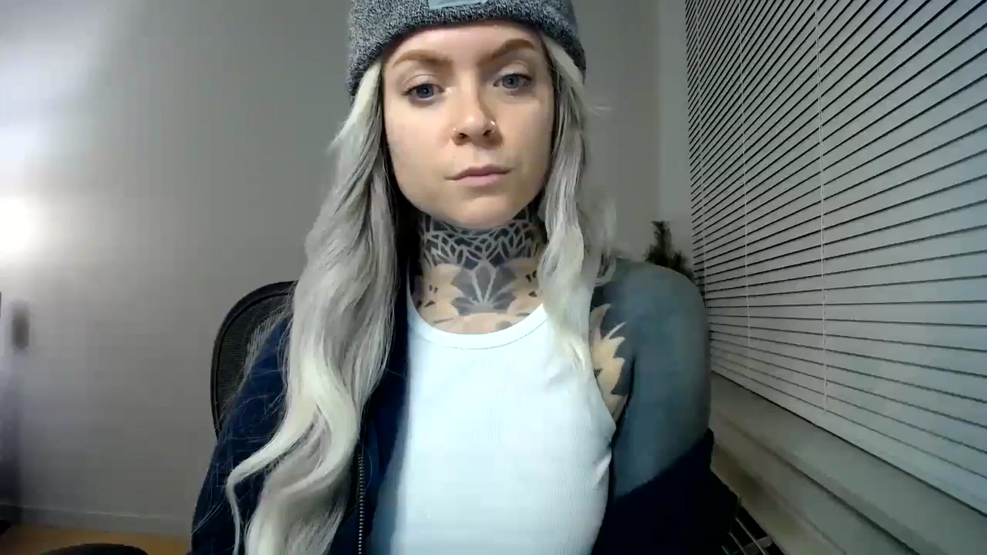 Gallery image thumbnail from ViVerdure's myfreecams stream on, 01/22/2024, 03:13 image 2 of 20