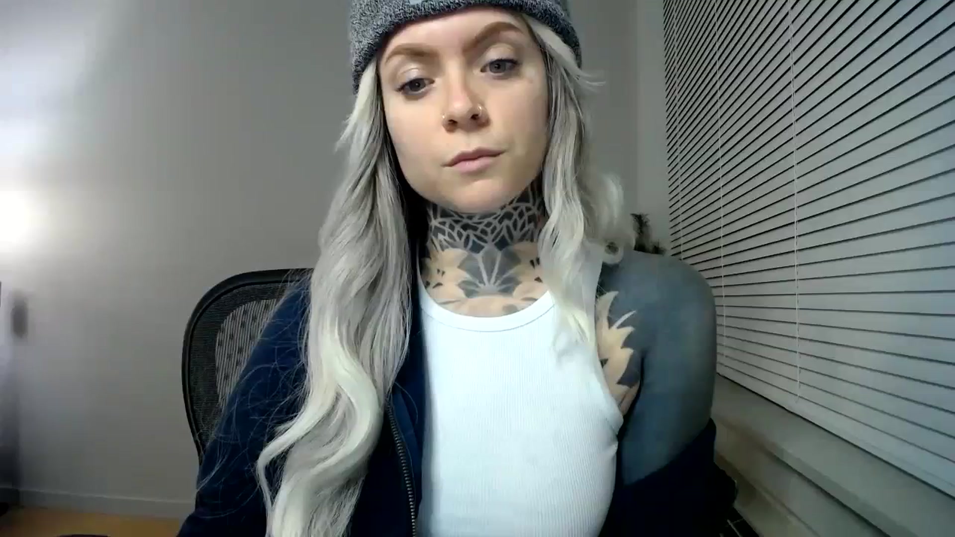Gallery image thumbnail from ViVerdure's myfreecams stream on, 01/22/2024, 03:13 image 1 of 20